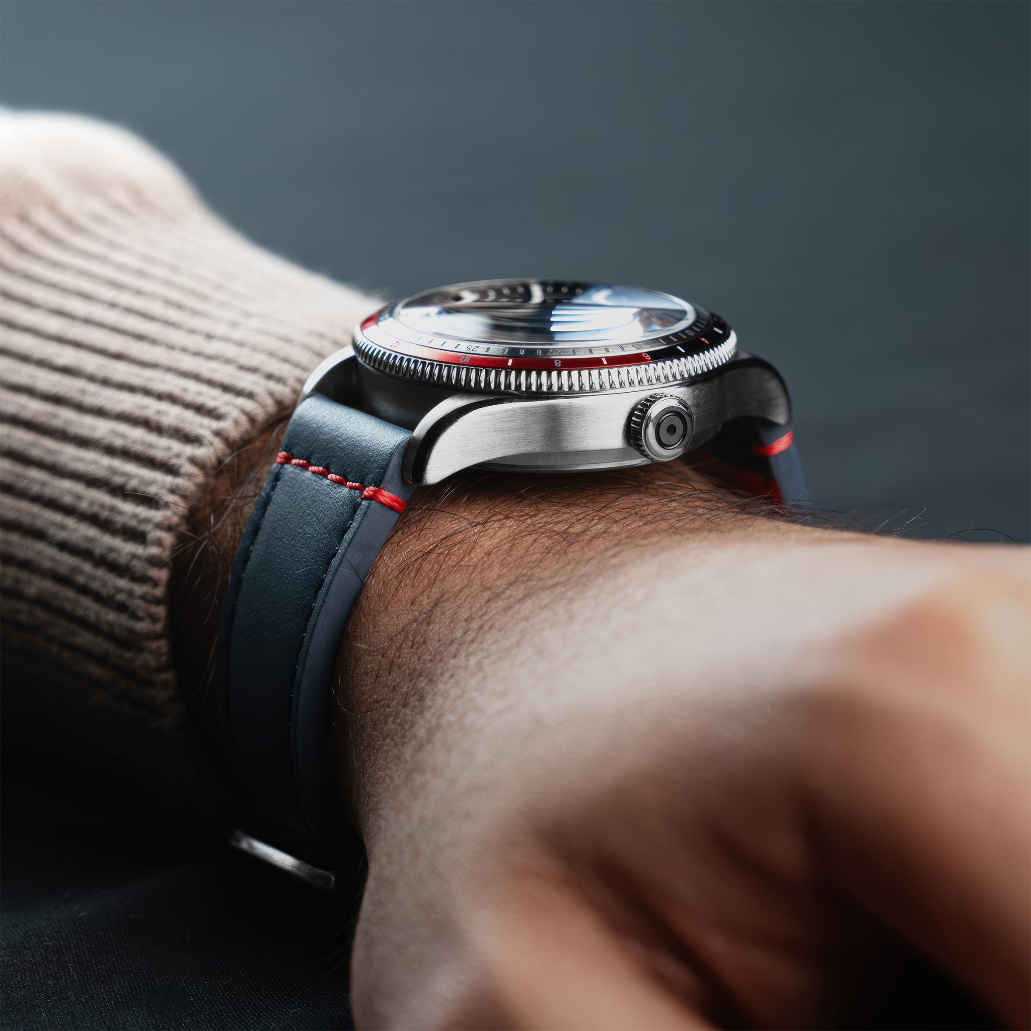 Flyboy Airmaster GMT Automatic | 40mm | Cockpit Blue