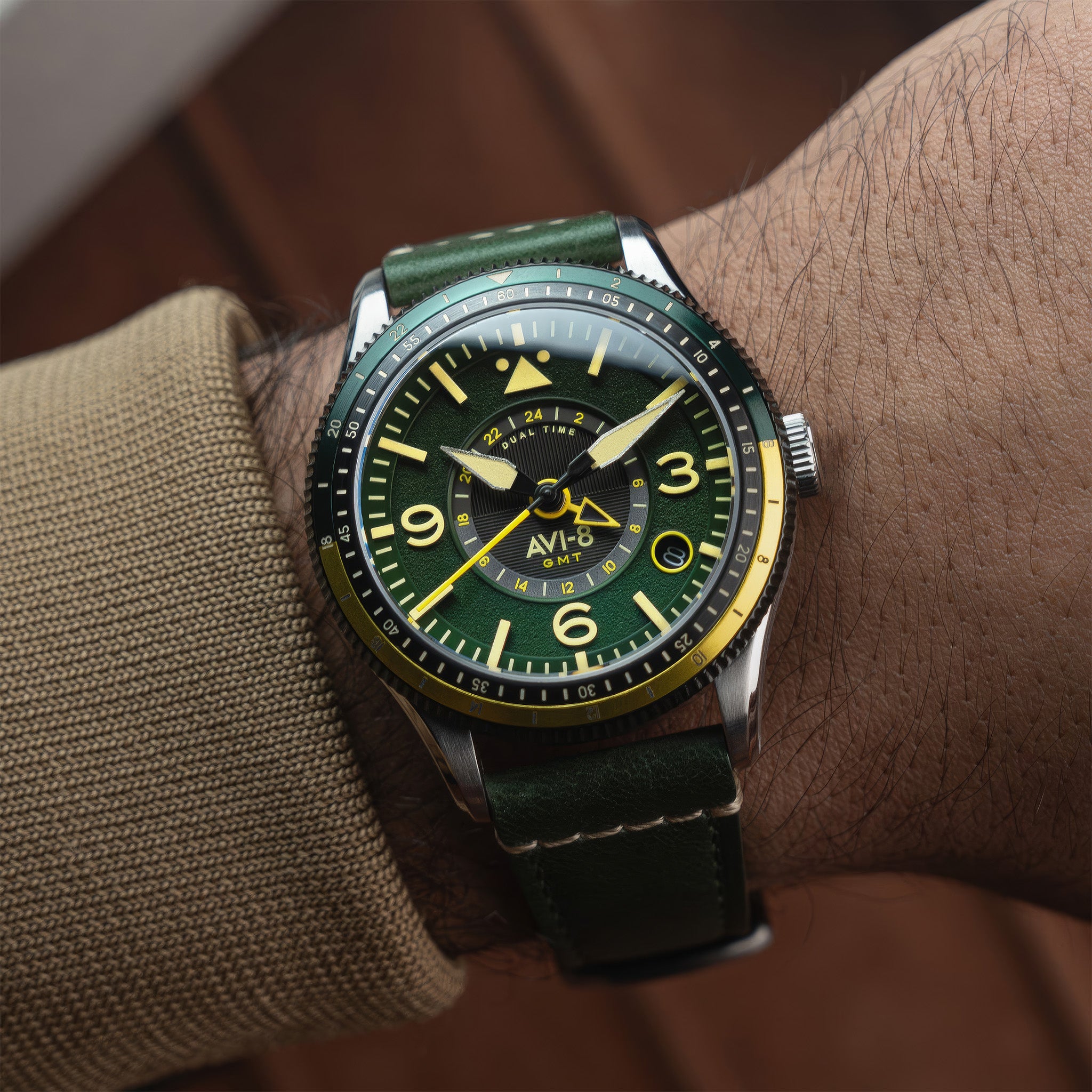 Flyboy Airmaster GMT Automatic | 40mm | fuselage green