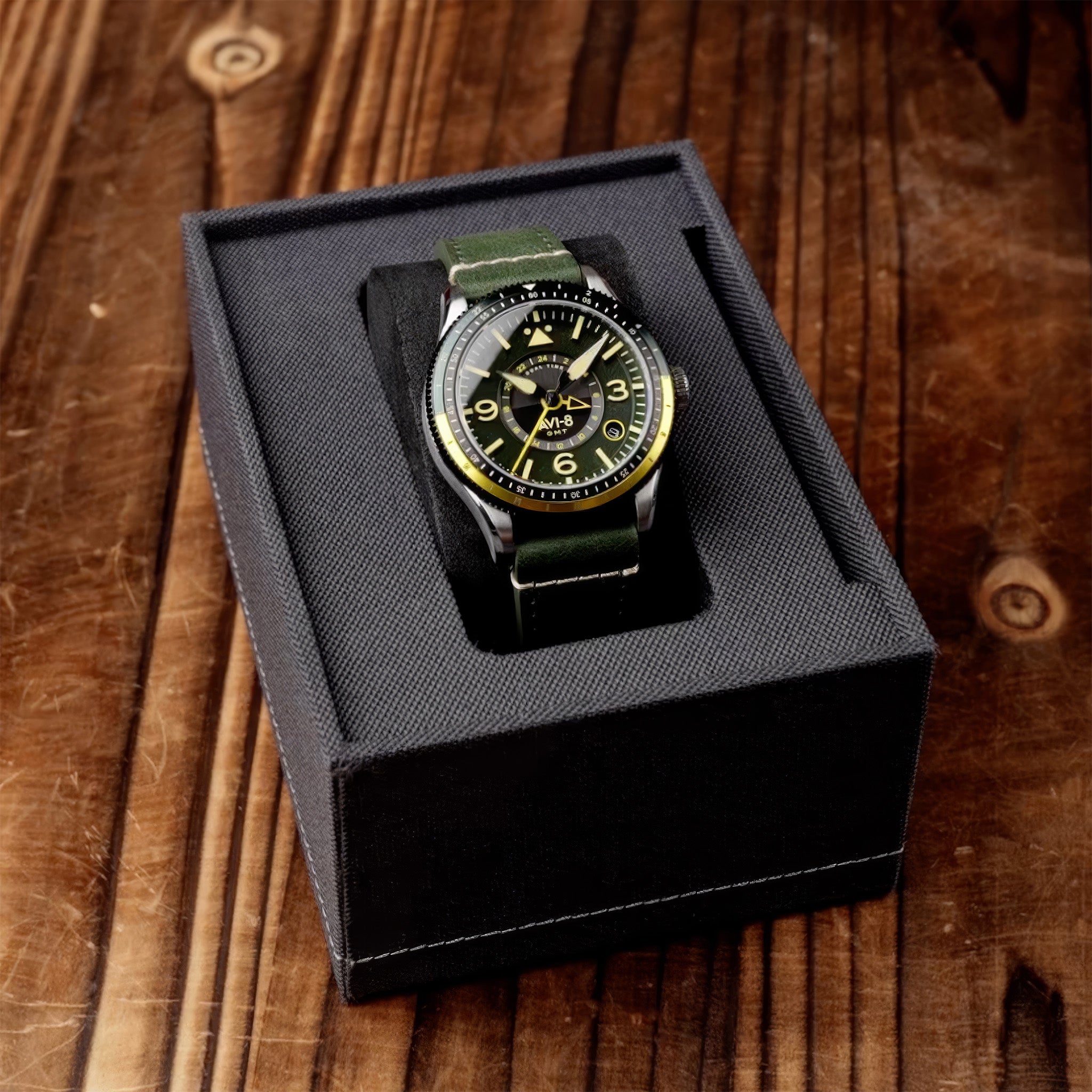 Flyboy Airmaster GMT Automatic | 40mm | fuselage green