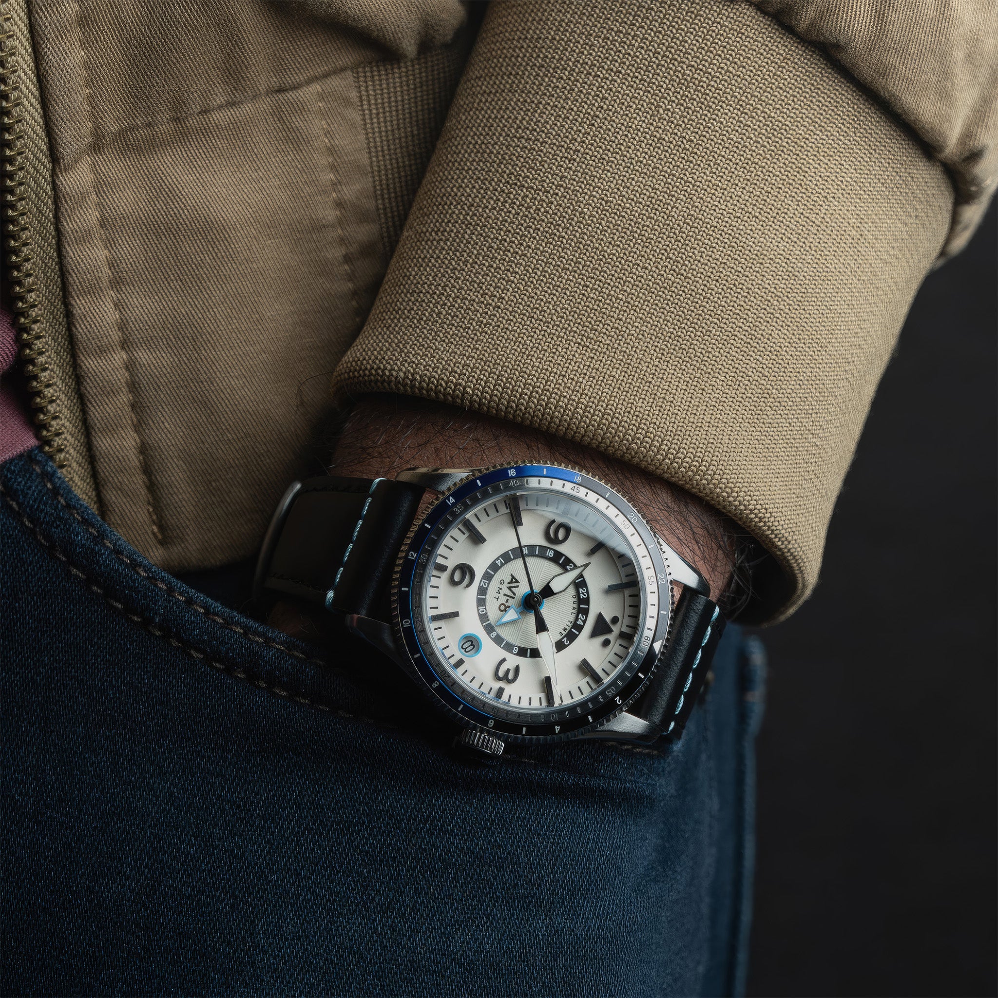 Flyboy Airmaster GMT Automatic | 40mm | Wing Silver