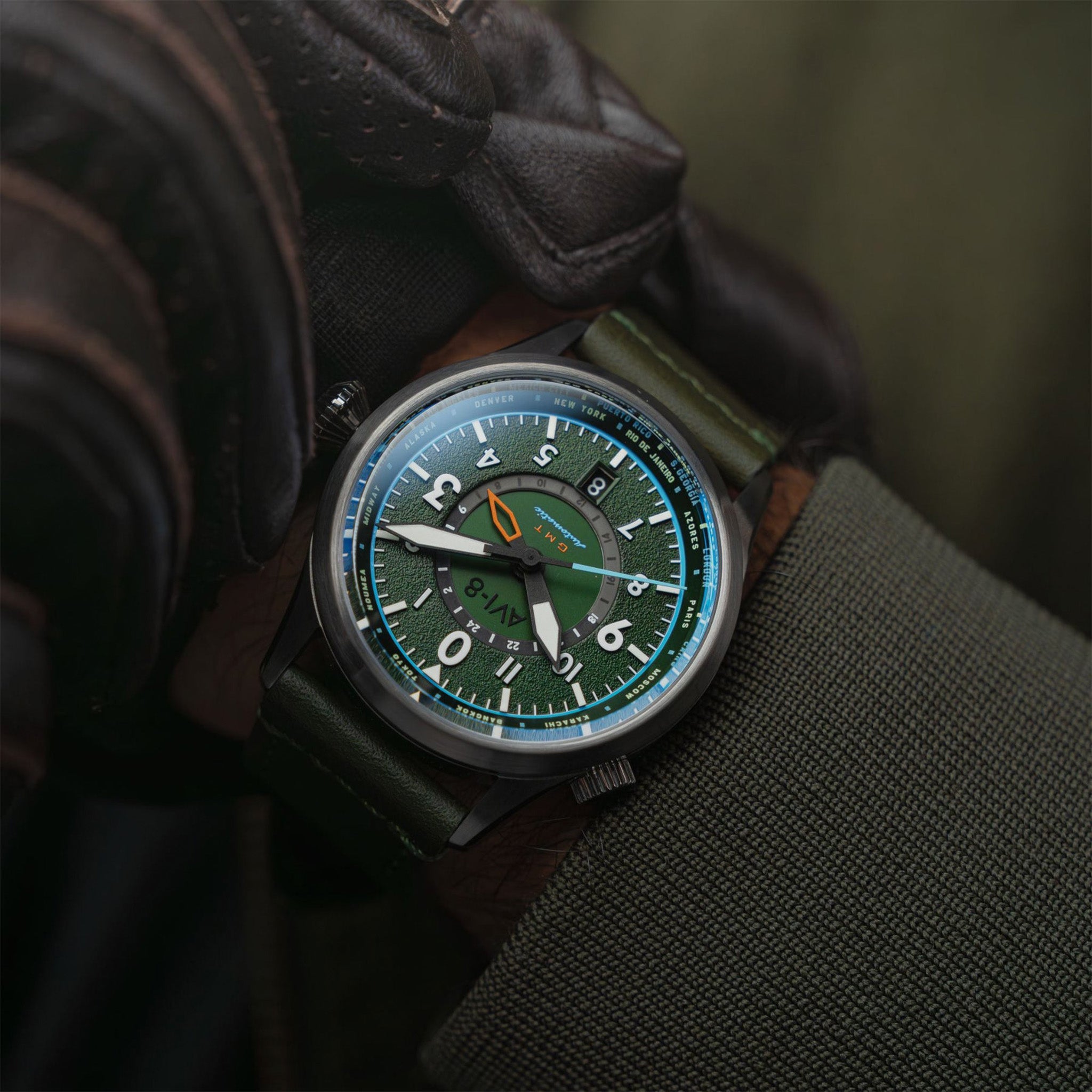 Flyboy Wingman Worldtimer GMT Automatic | 41 mm | Jungle Green