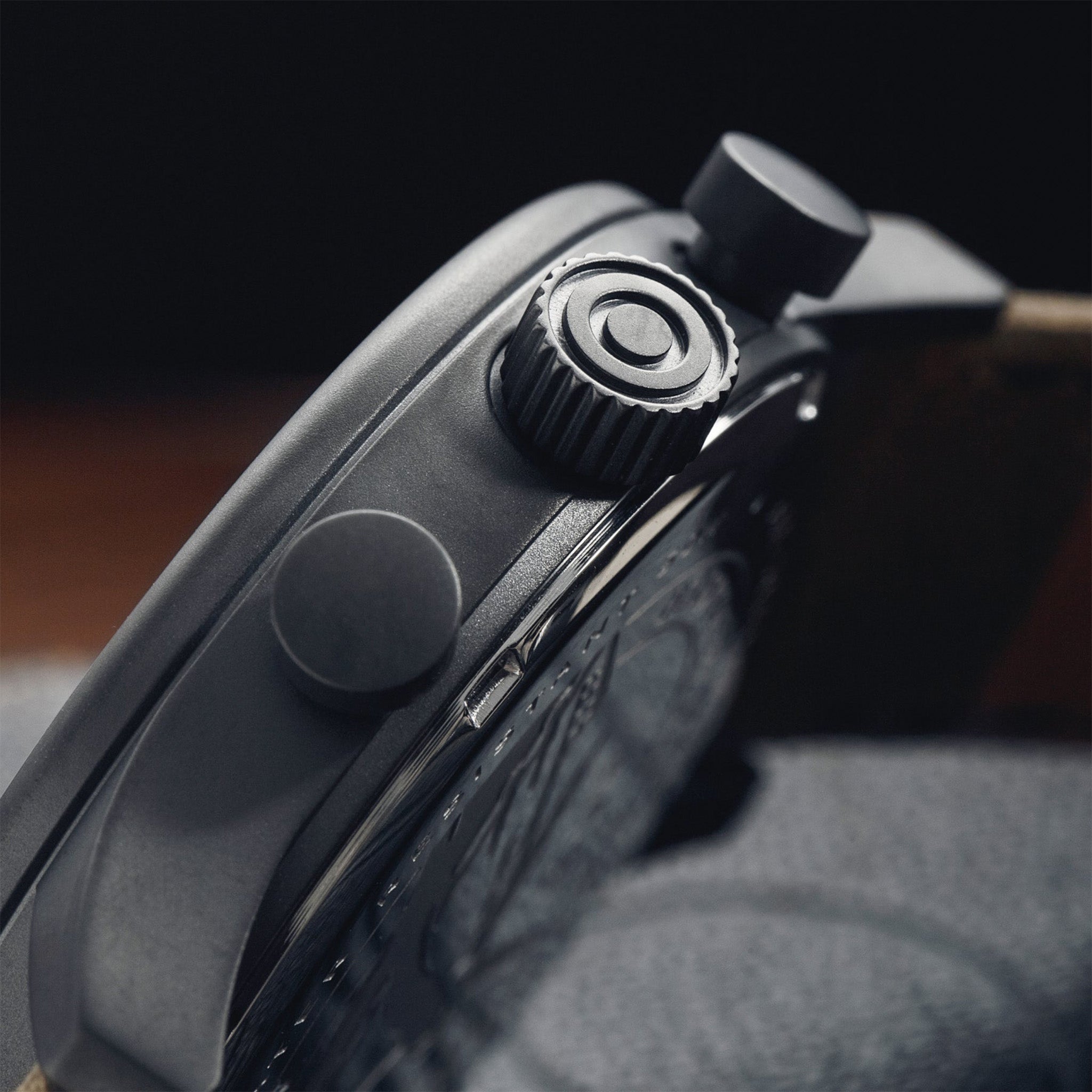 Hawker Hurricane Classic Chronograph | 43.5 mm | Dark Earth