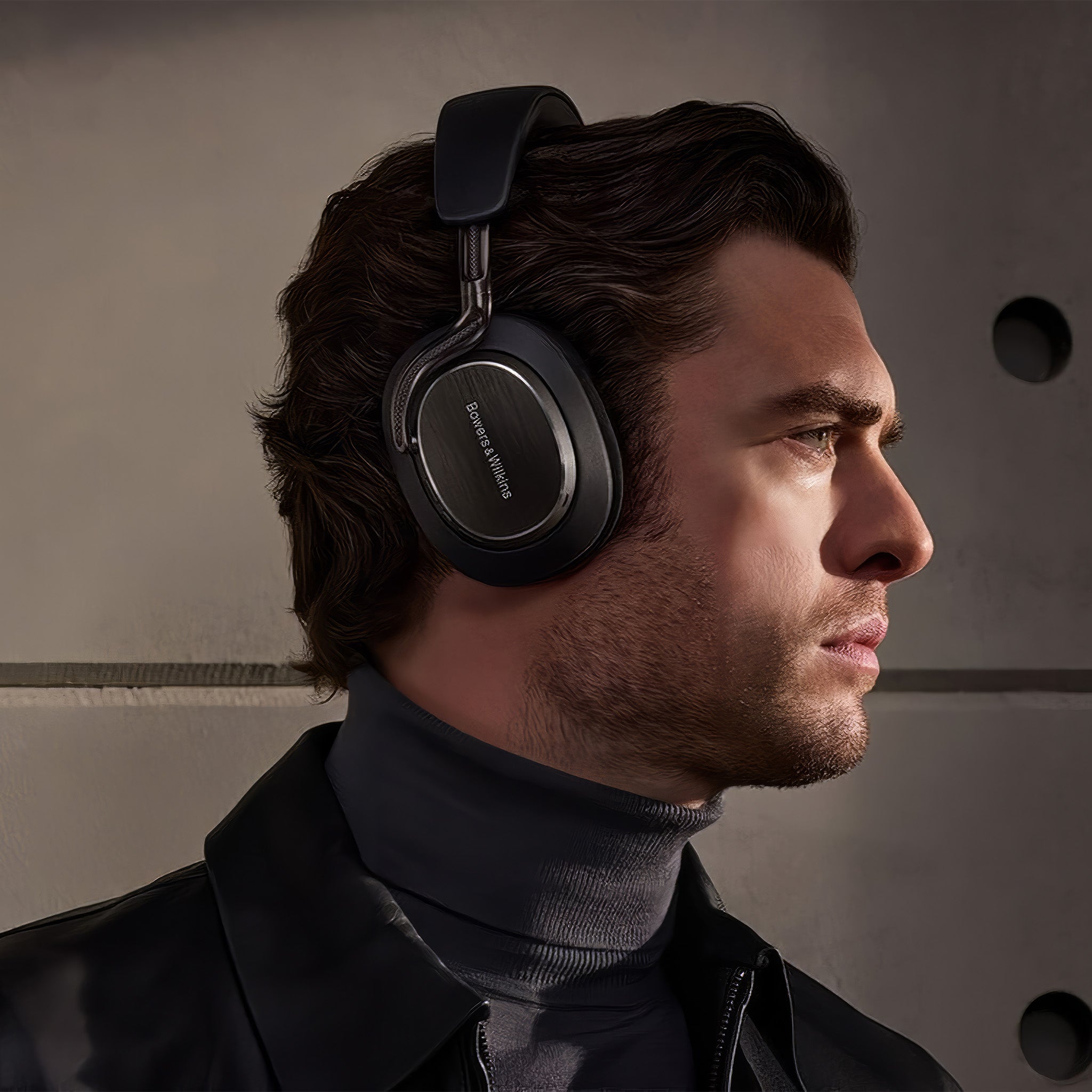 Bowers & Wilkins PX8 S2 Kulak Üstü Kulaklık Şimdi Biocore'da Satışta!