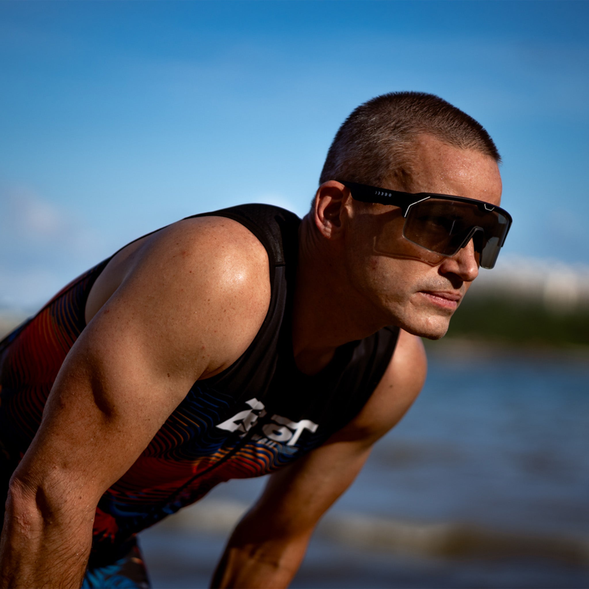 Music Shield | Audio Güneş Gözlüğü | Matte Black Frame | Smoke Lens