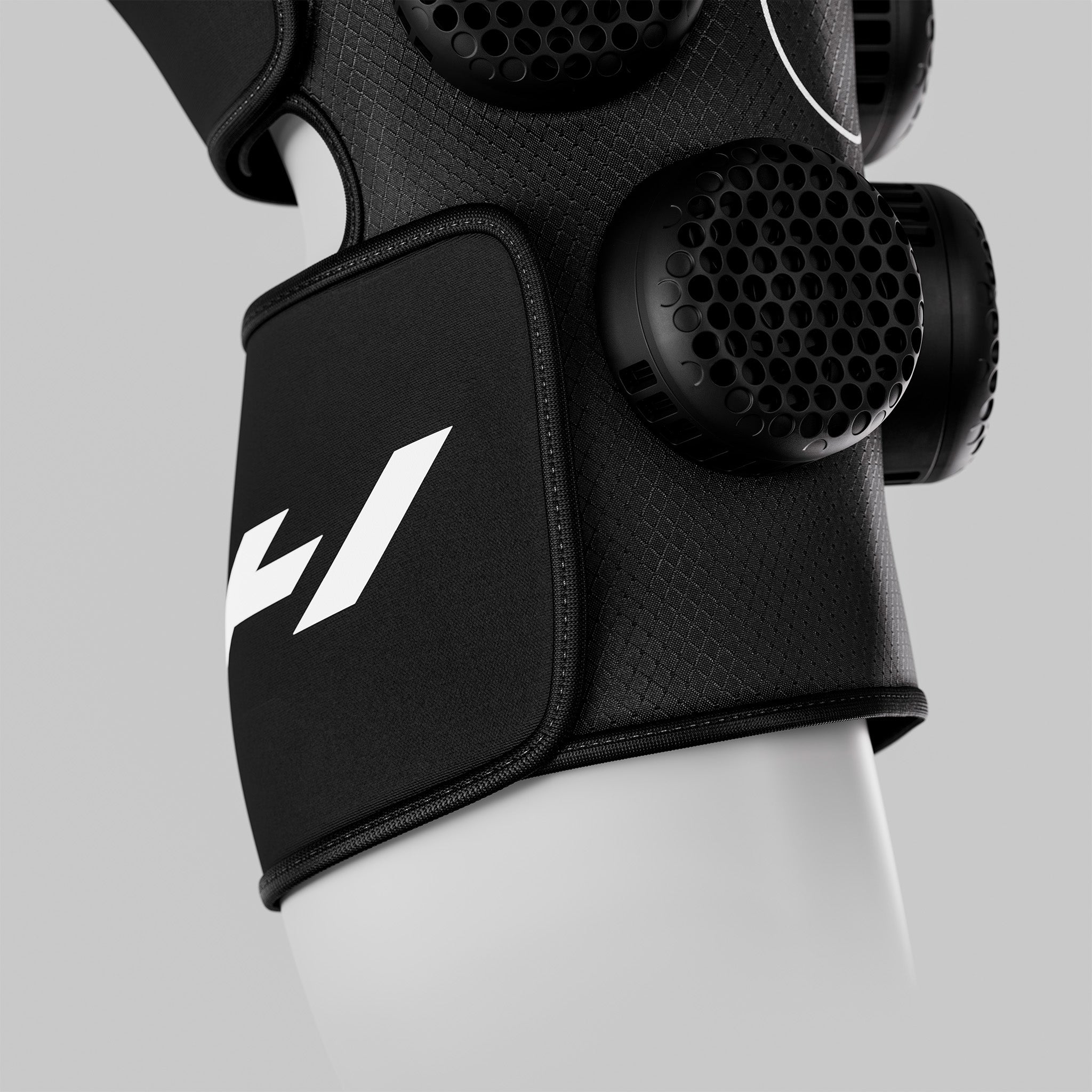 Contrast 2 Knee | Akıllı Diz Kontrast Terapi ve Kompresyon Masaj Cihazı