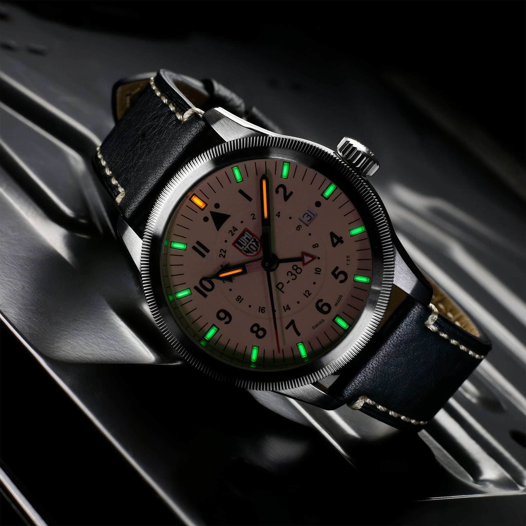 XA.9527 P-38 Lightning Gmt 9520 | Erkek Kol Saati