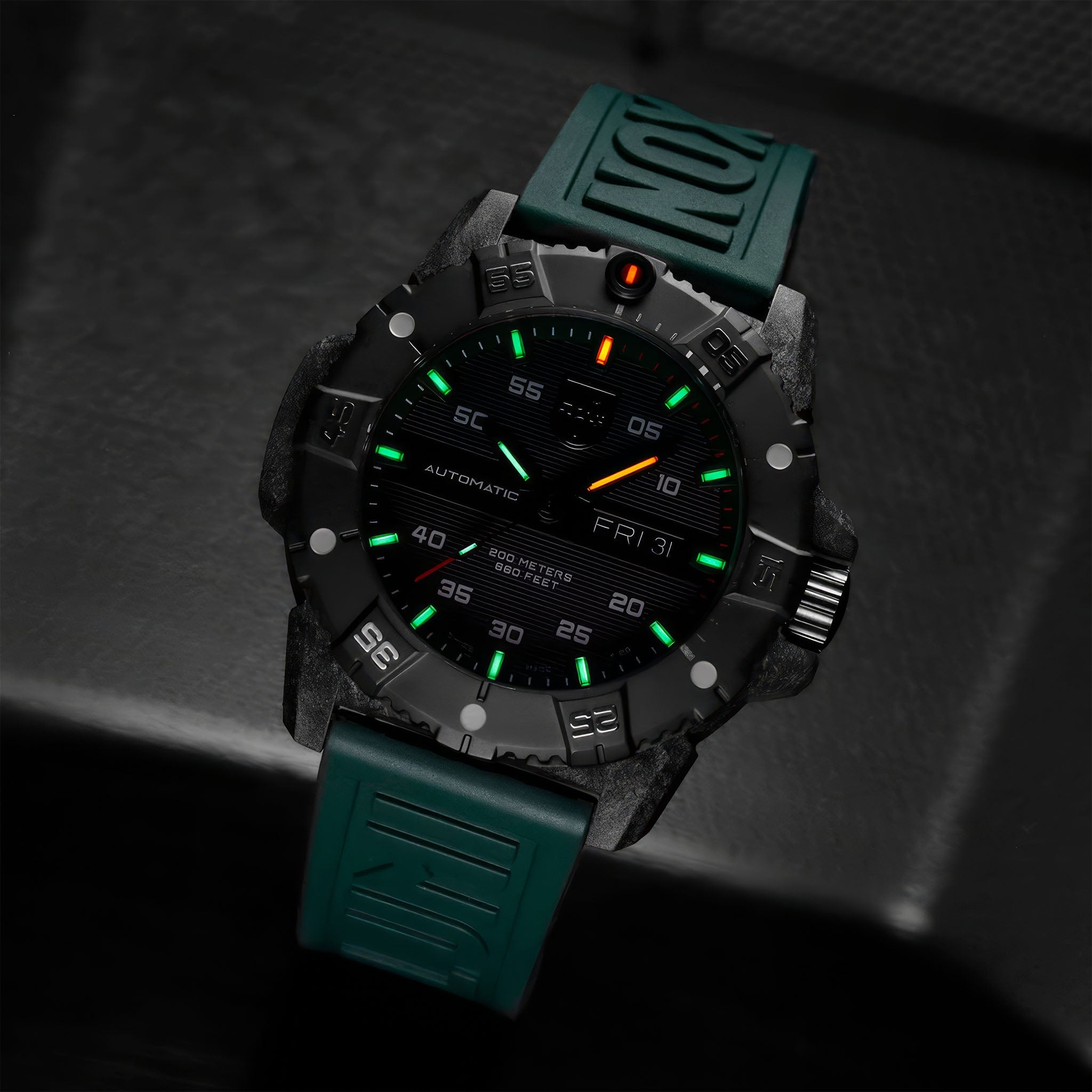 XS.3877 Master Carbon Seal Automatic Dive Watch | Yeşil