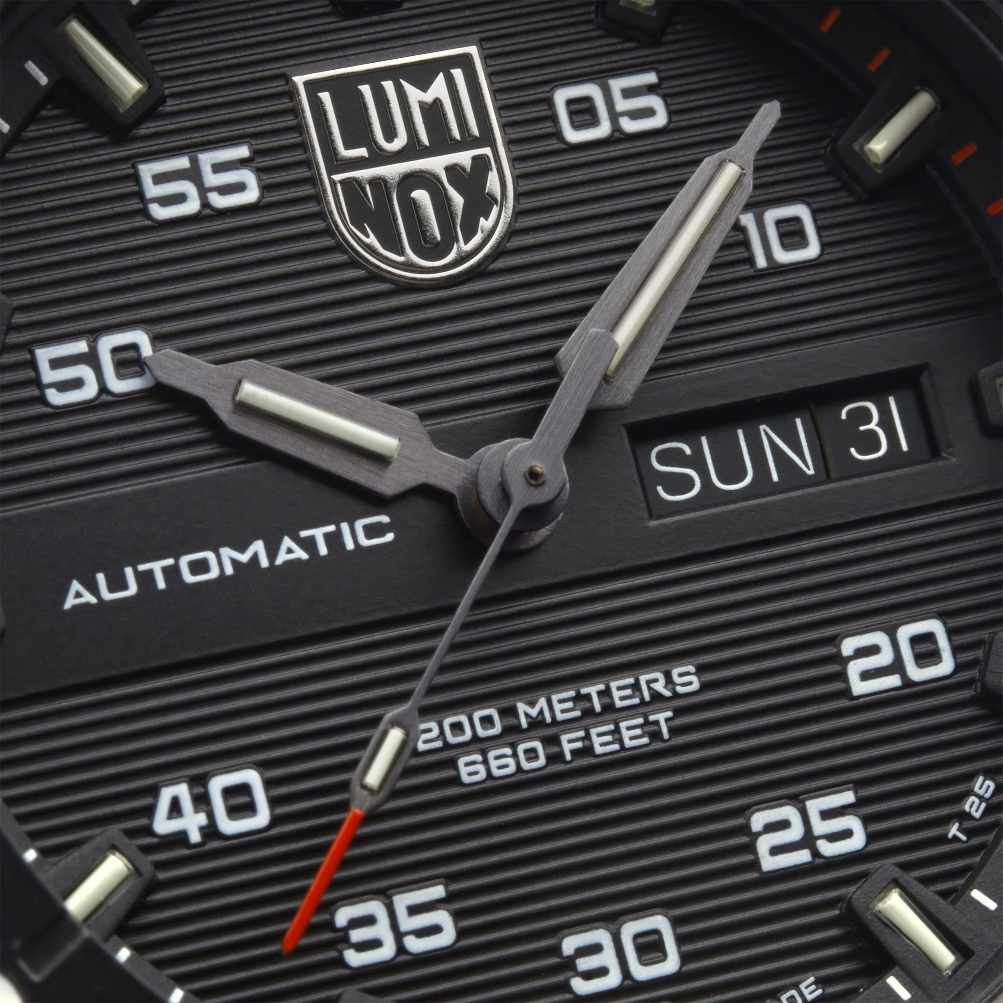 XS.3875 Master Carbon Seal Automatic Dive Watch | Kırmızı
