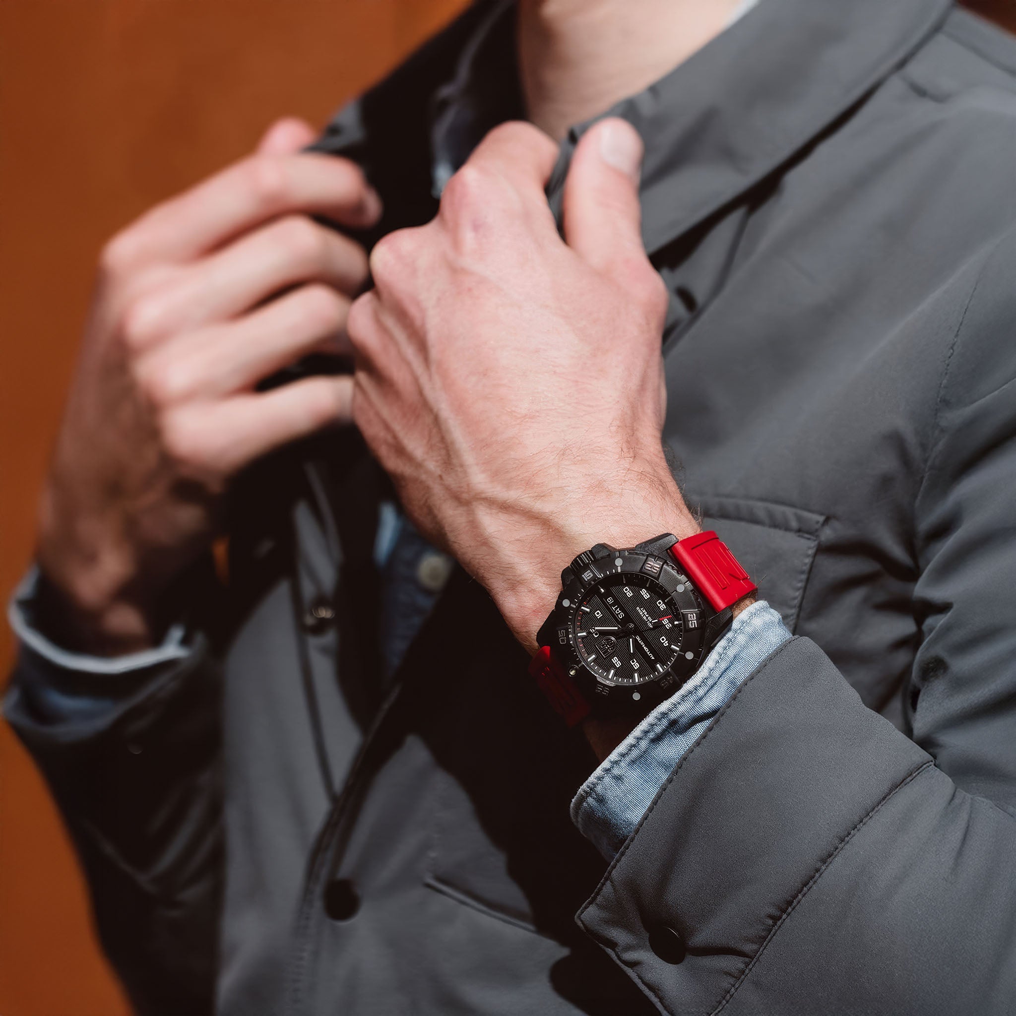 XS.3875 Master Carbon Seal Automatic Dive Watch | Kırmızı