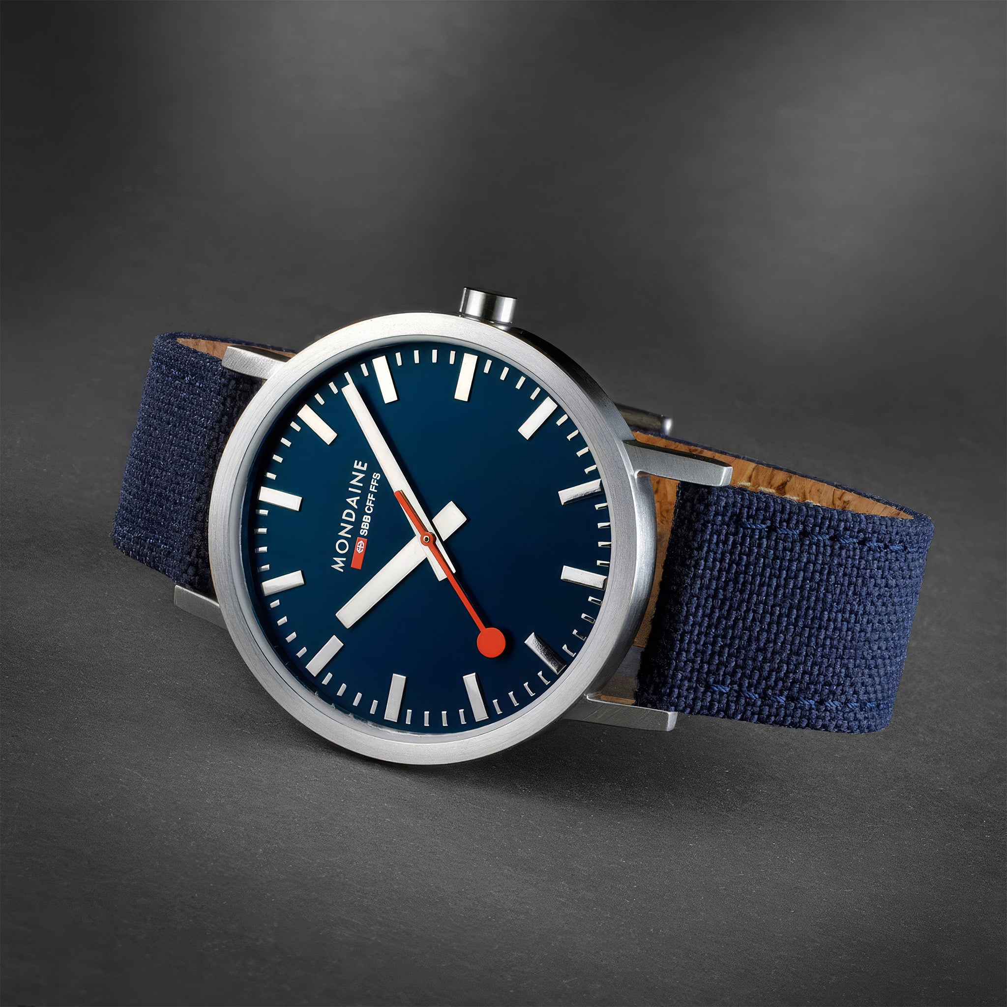 Classic | 40 mm | Deep Ocean Blue