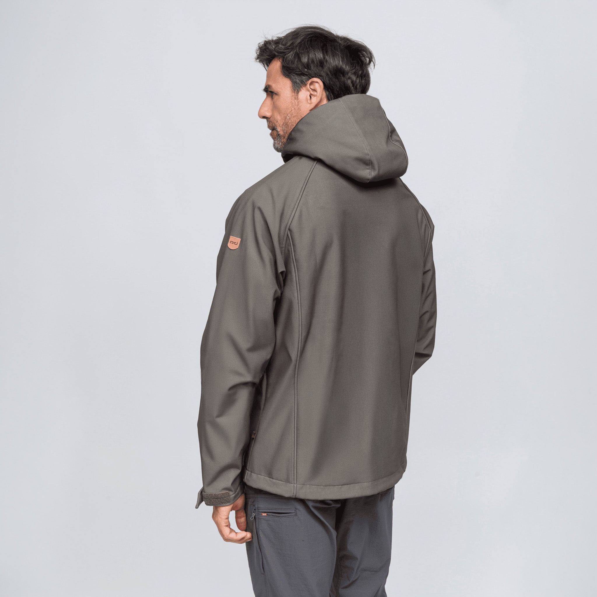 SoftShell Rüzgar ve Suya Dayanıklı Mont | Toprak