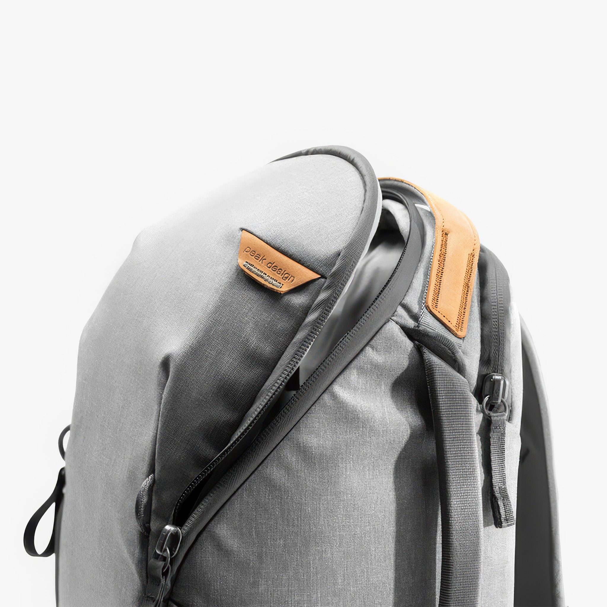 Everyday Backpack Zip 15L | Günlük Sırt Çantası | Ash