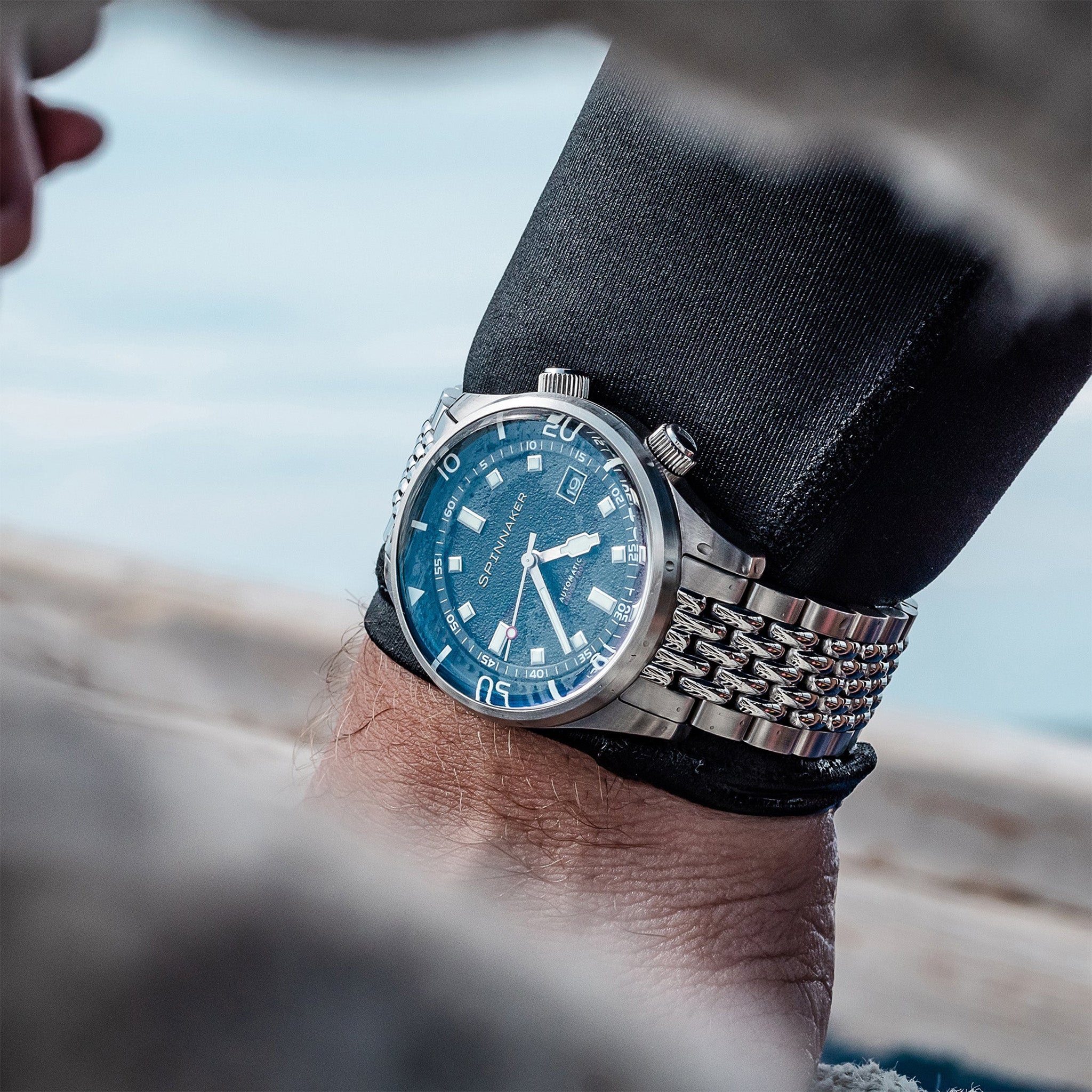 Bradner Automatic | 42 mm | Petrol Black