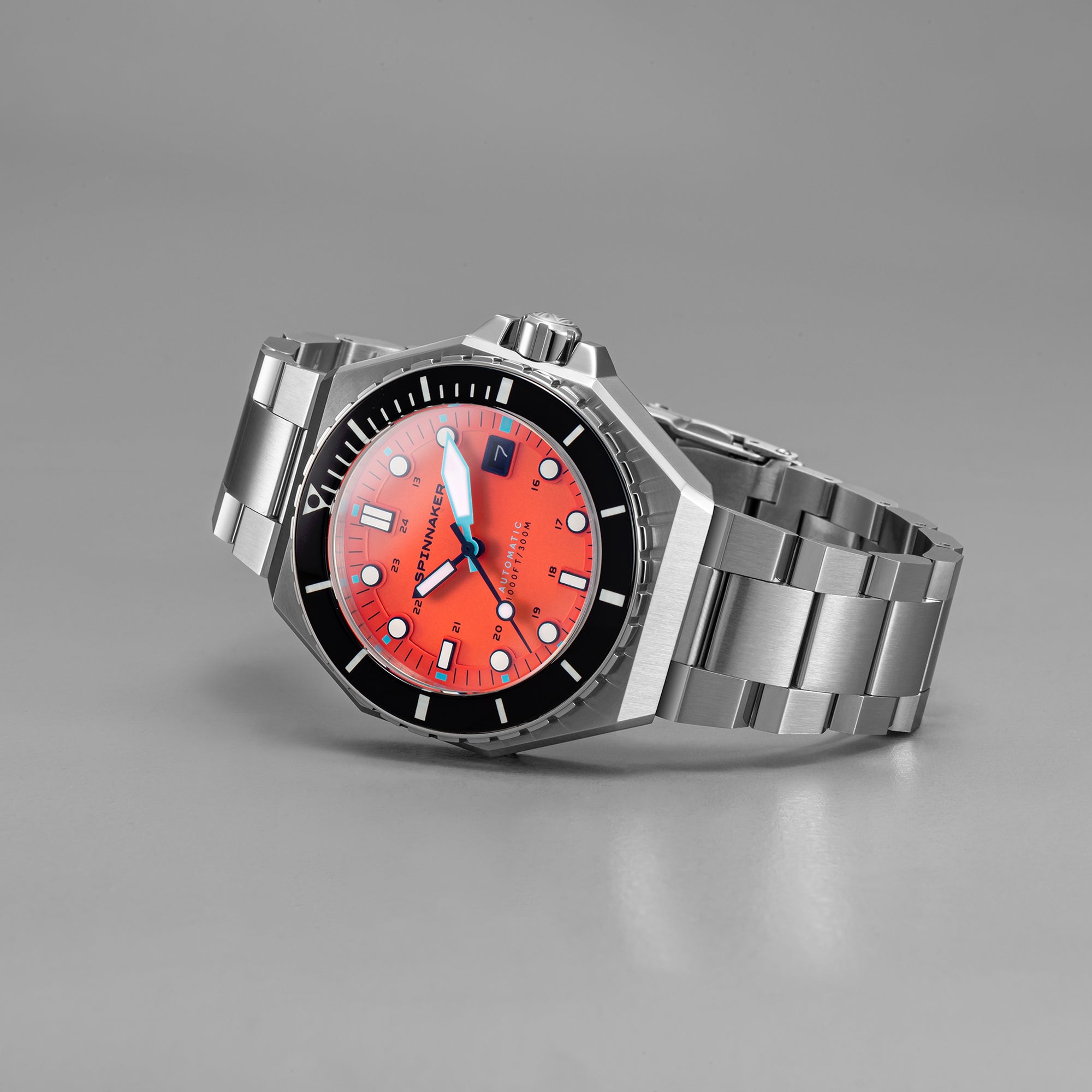 Dumas Automatic | 44mm | tangerine