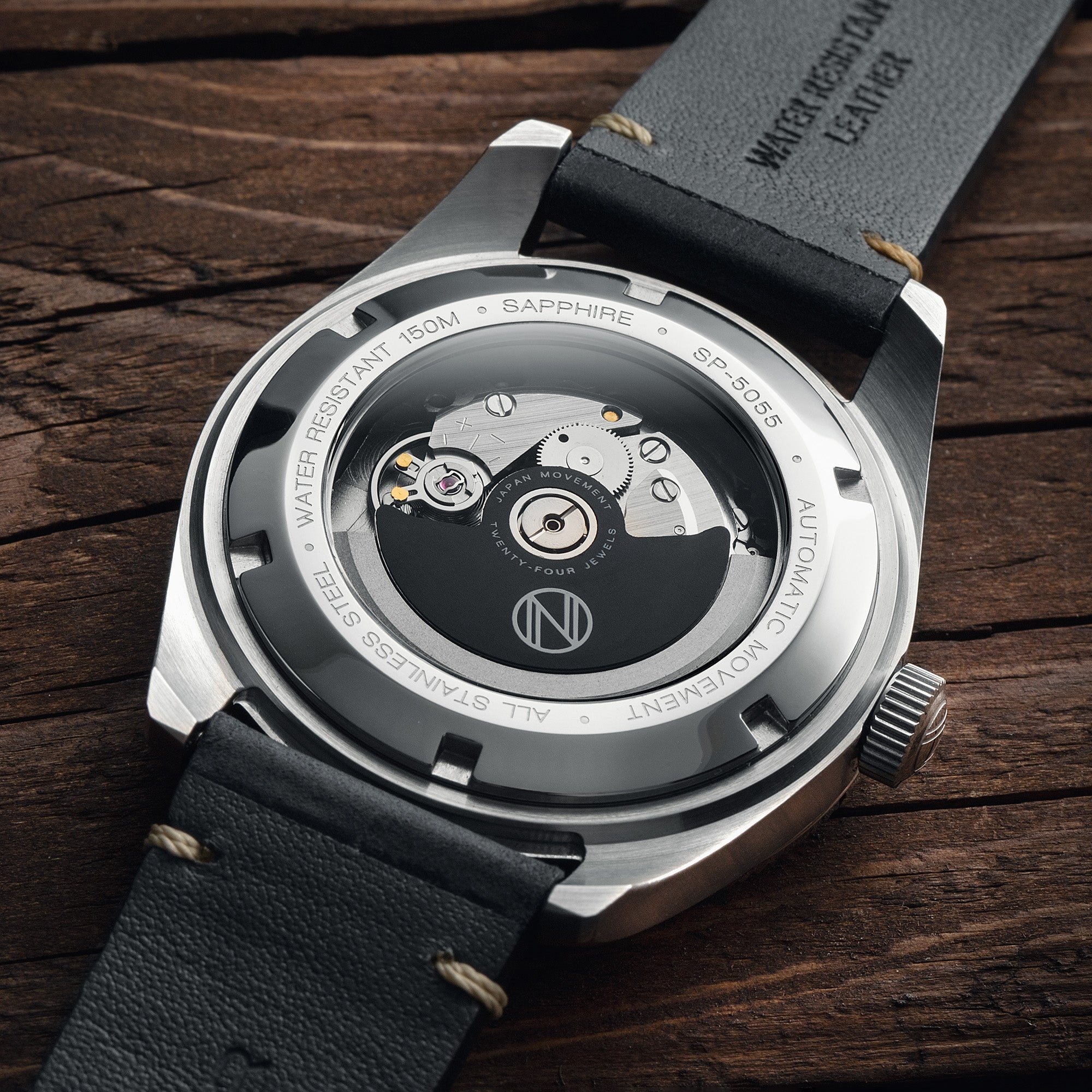 Fleuss Automatic | 43mm | Oxblood Red