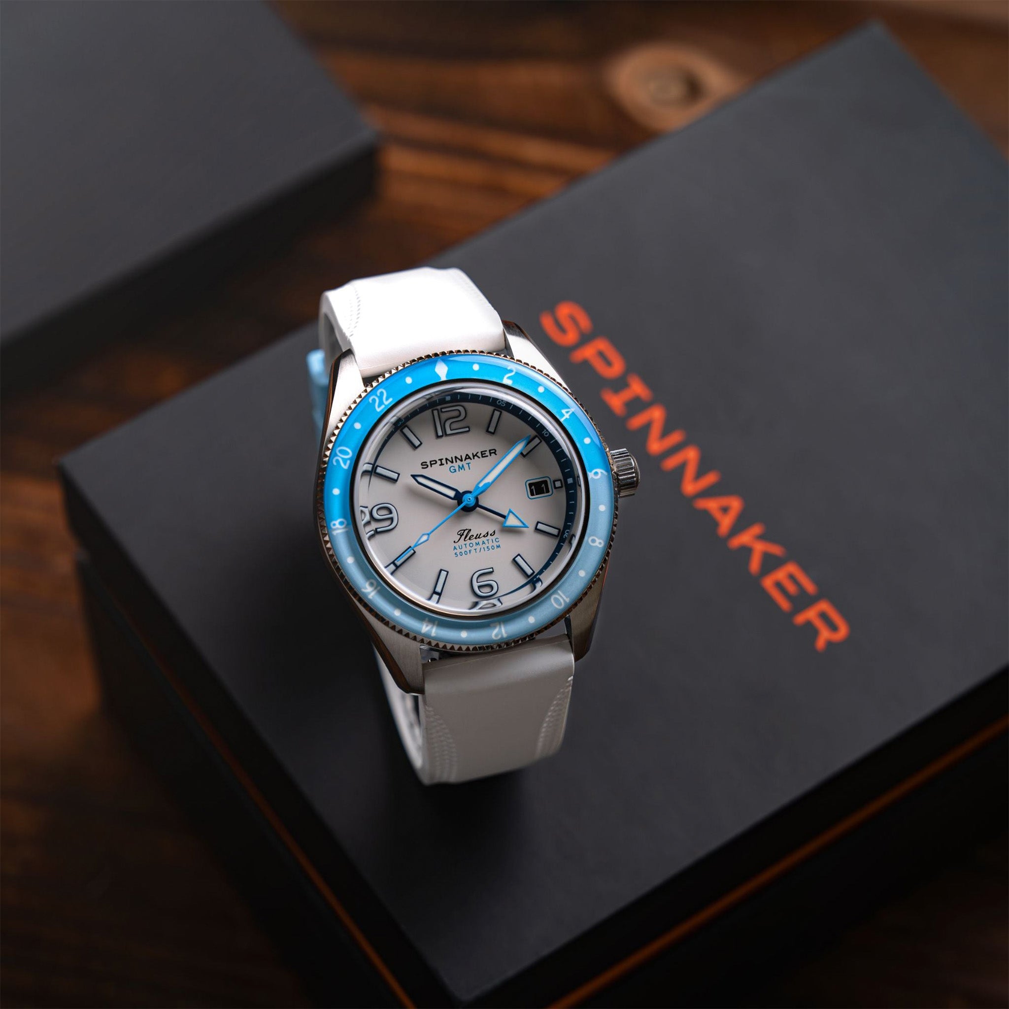 Fleuss GMT Automatic | 43 mm | Moon White
