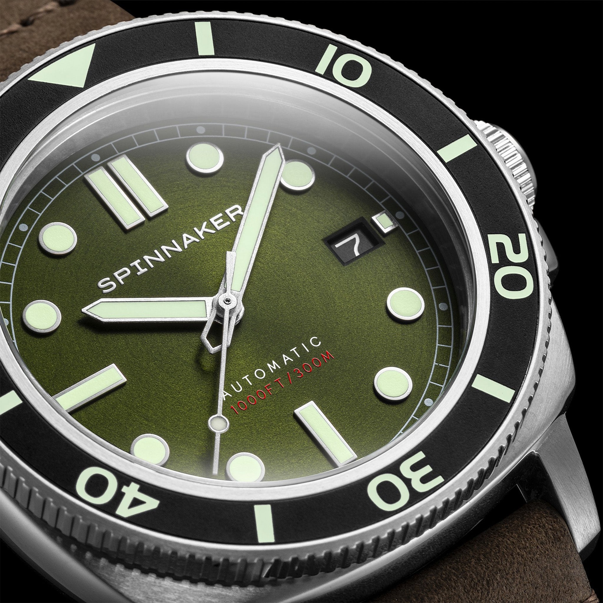 Hull Diver Automatic | 42 mm | Alligator Green