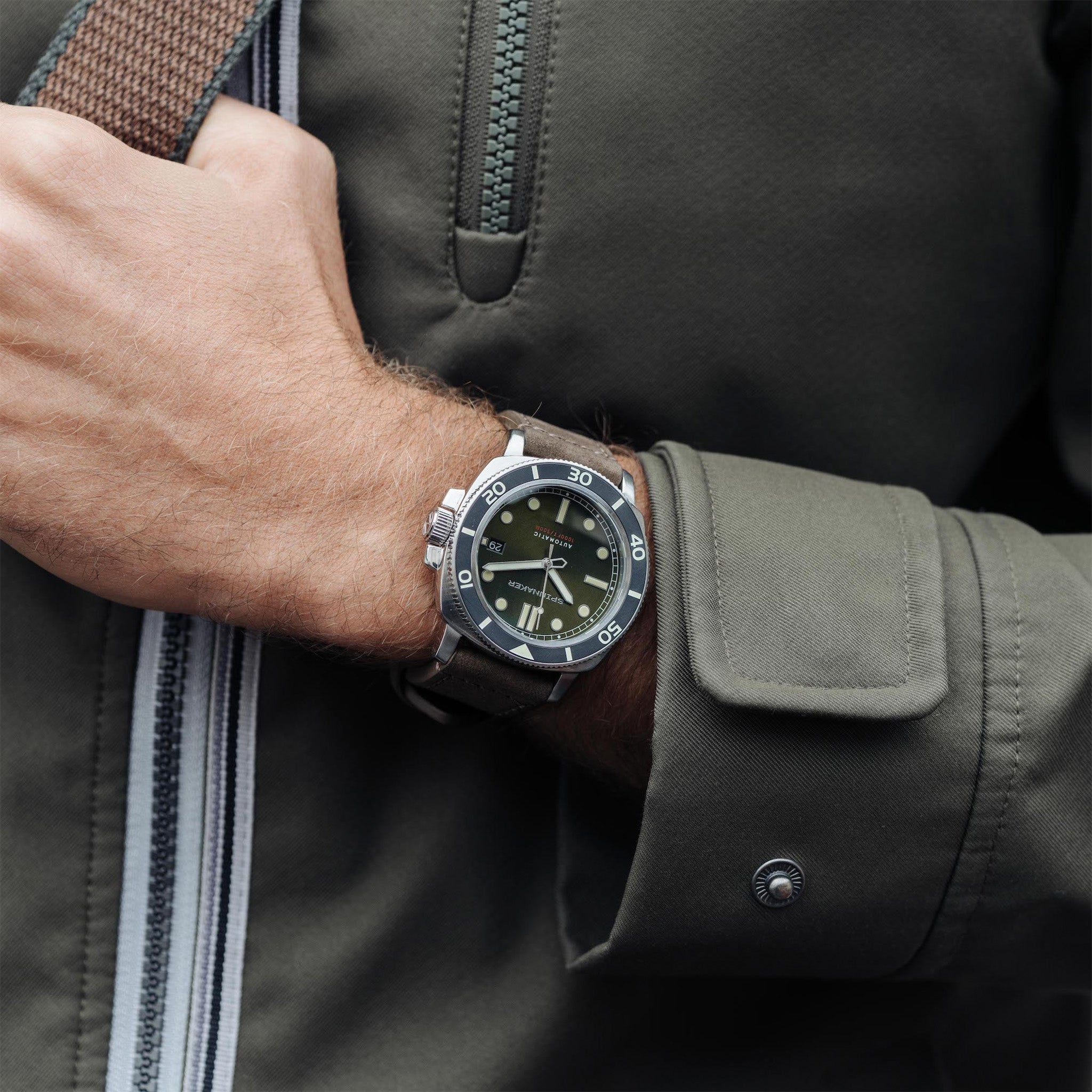 Hull Diver Automatic | 42 mm | Alligator Green