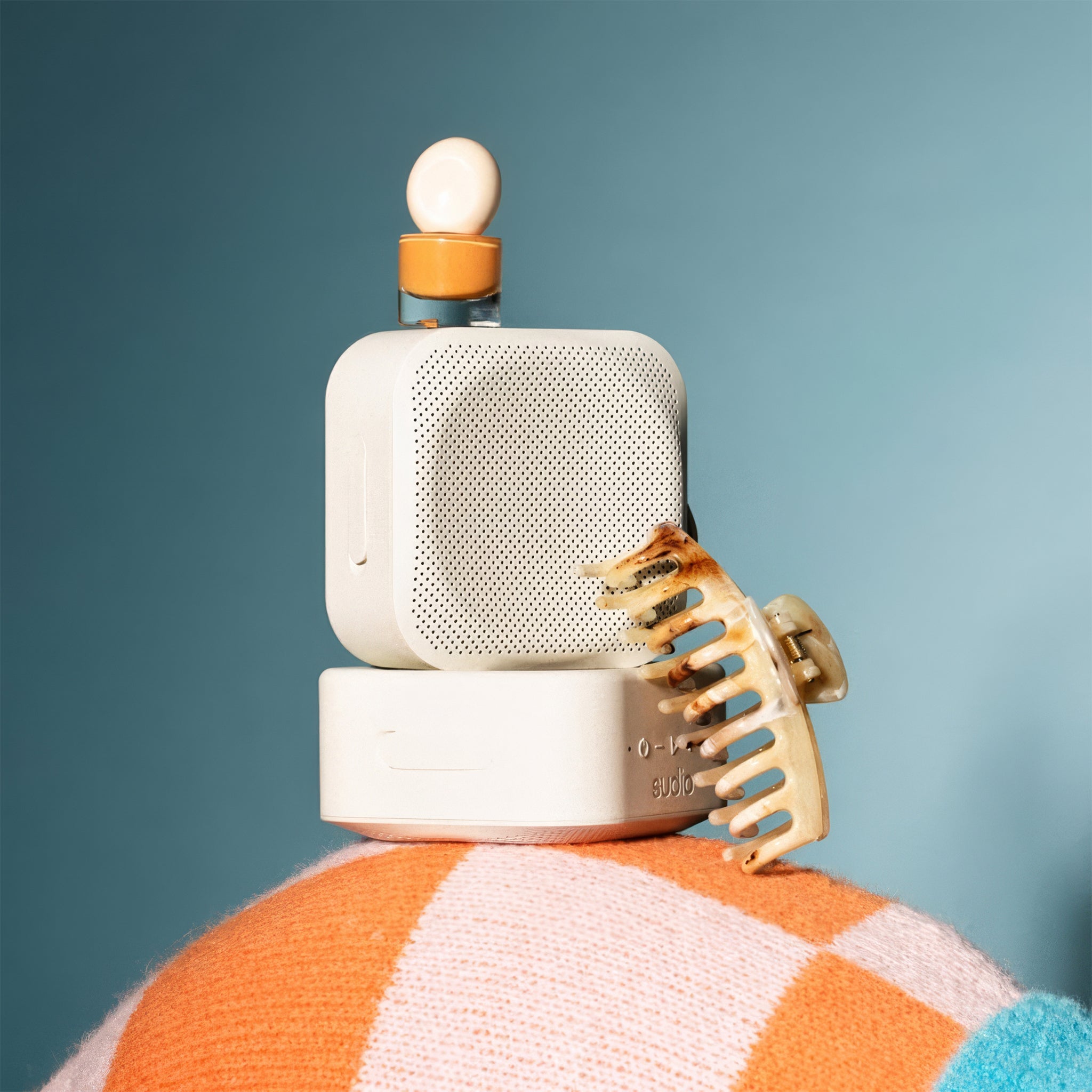 F2 Beyaz Kompakt Bluetooth Hoparlör | White