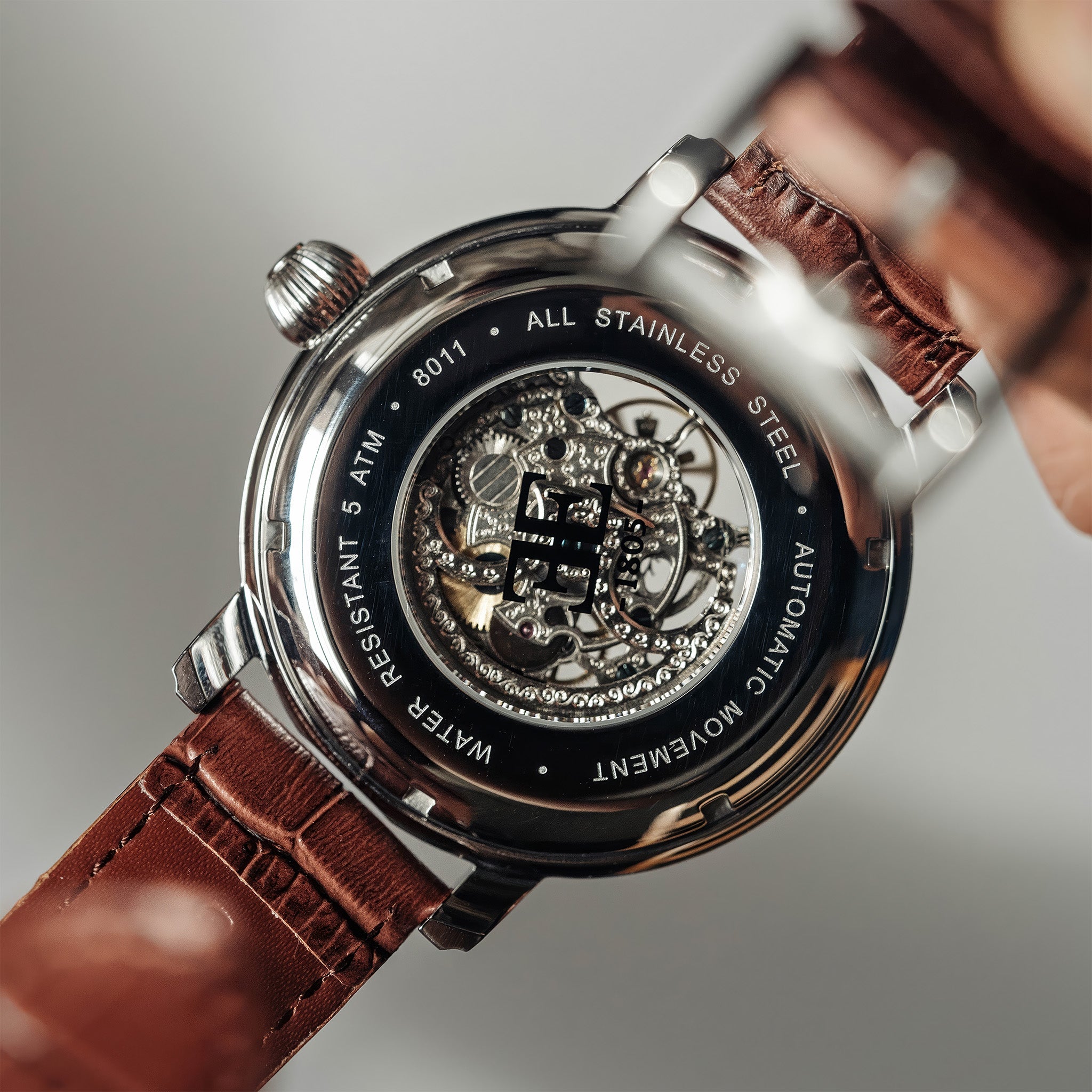 Longcase Grande Skeleton Automatic | 48 mm | Cloud White