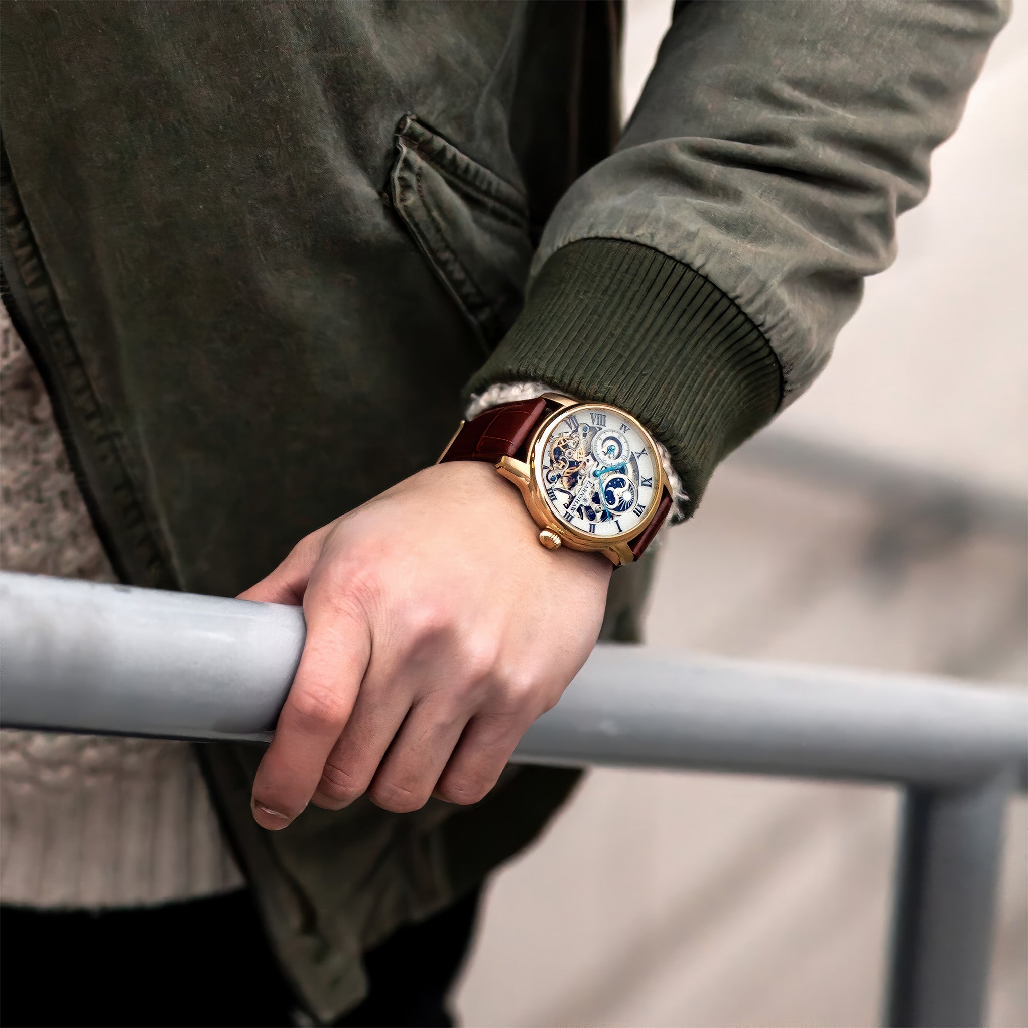 Longitude Automatic | Medallion Gold