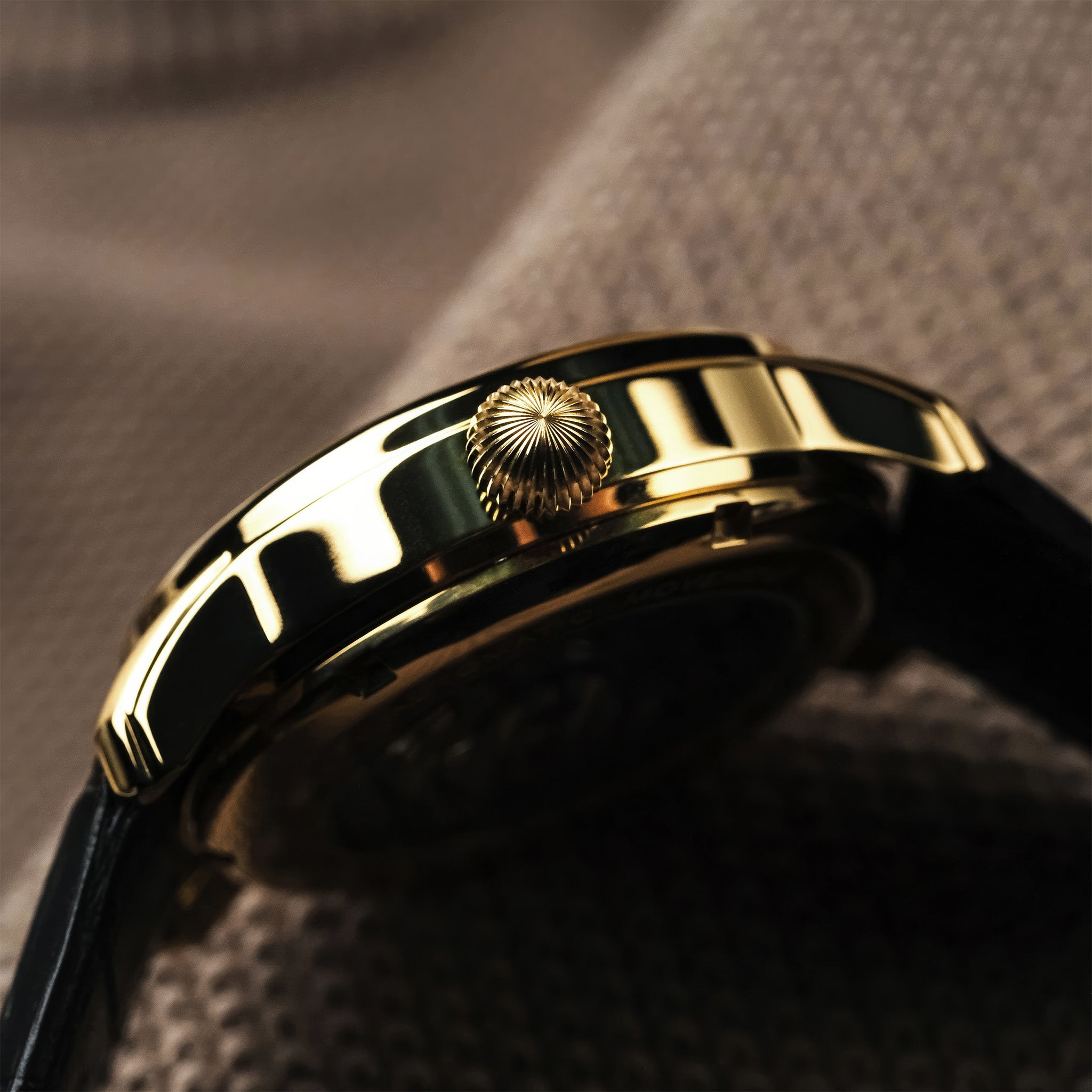 Longitude Shadow Automatic | 42 mm | Black Gold