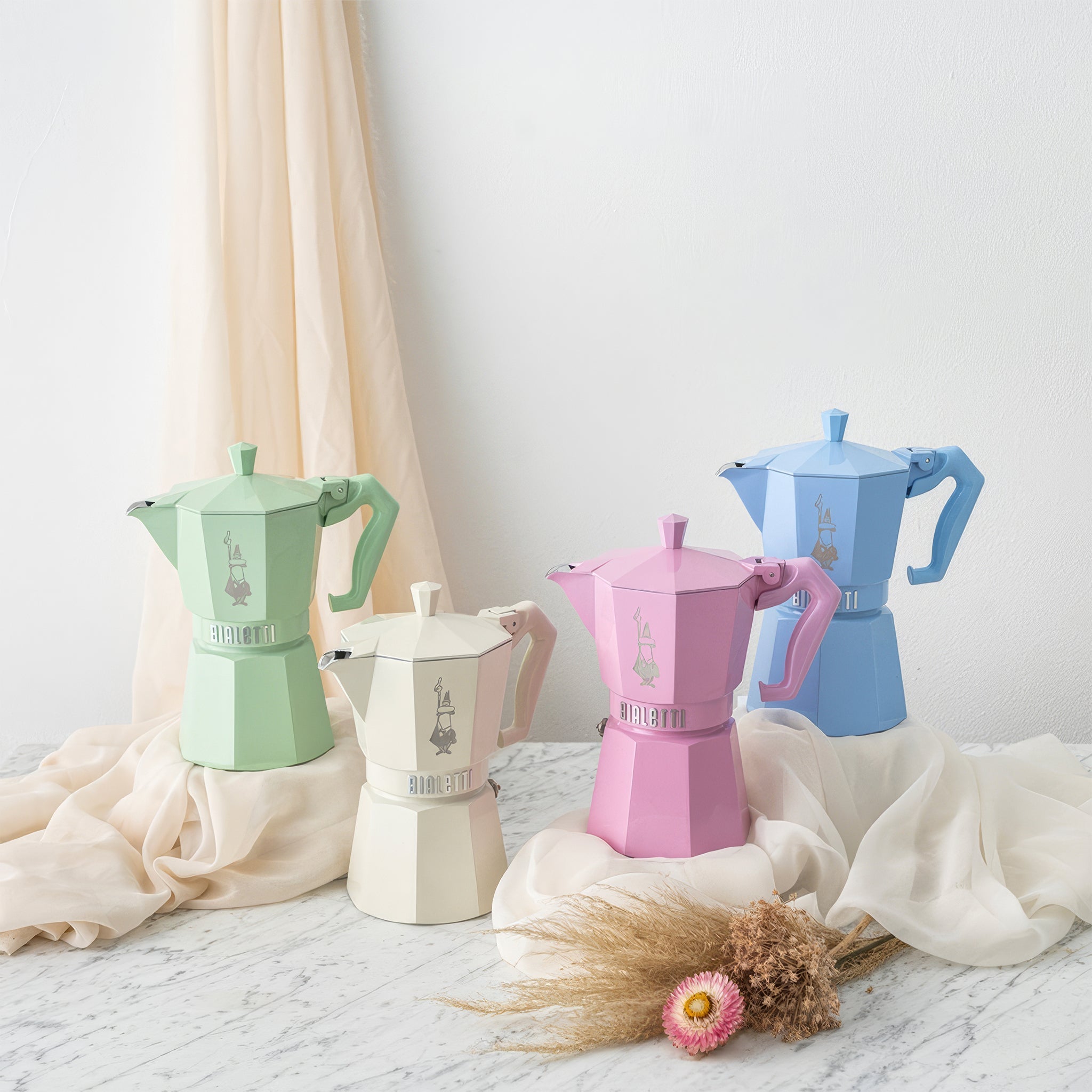 Moka Express 6 Cup | Exclusive Mavi