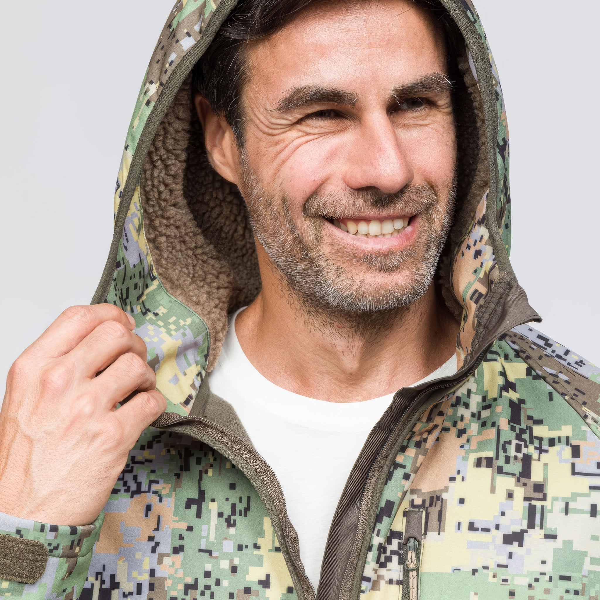 SoftShell Rüzgar ve Suya Dayanıklı Mont | Camo Yeşil