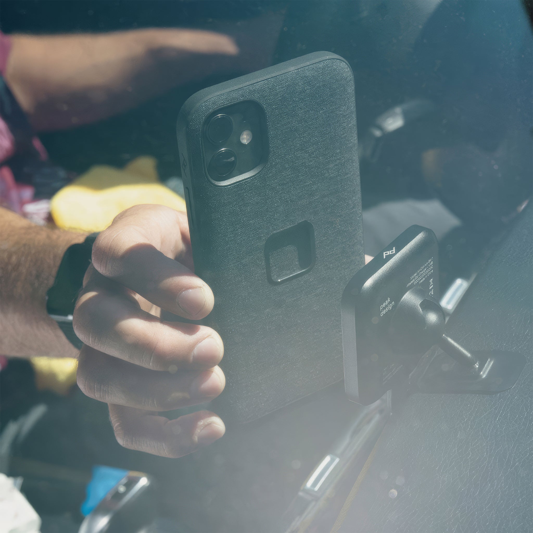 Mobile Car Mount | VHB