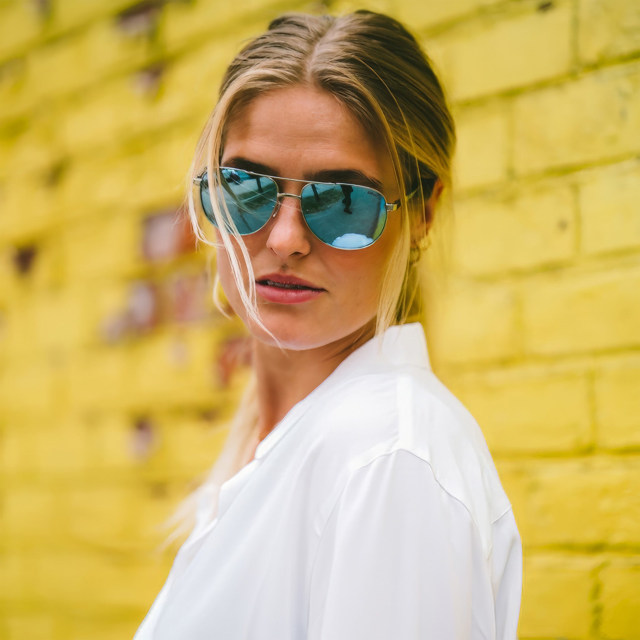 Conrad Polarize Güneş Gözlüğü | Chrome | Blue Water