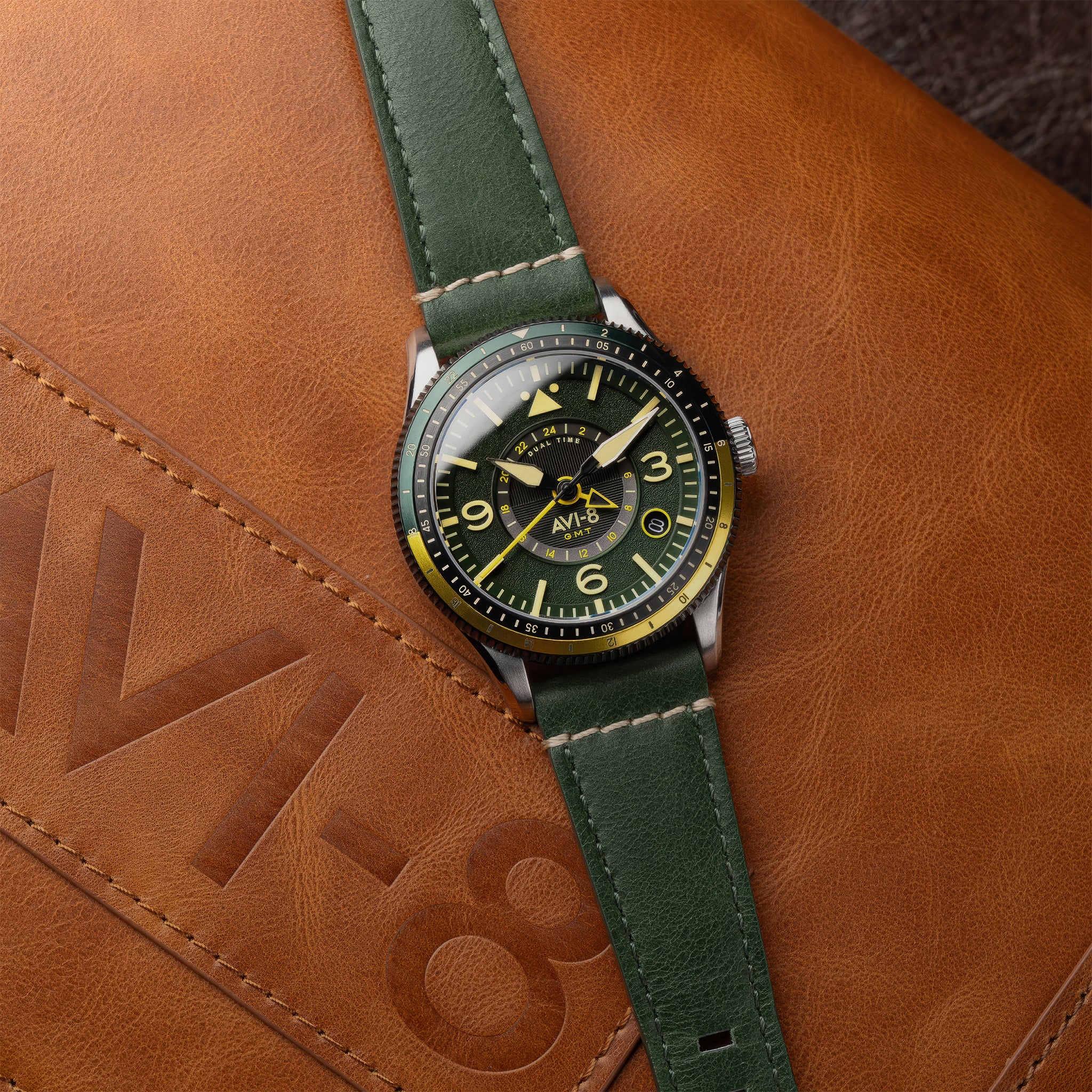 Flyboy Airmaster GMT Automatic | 40mm | fuselage green