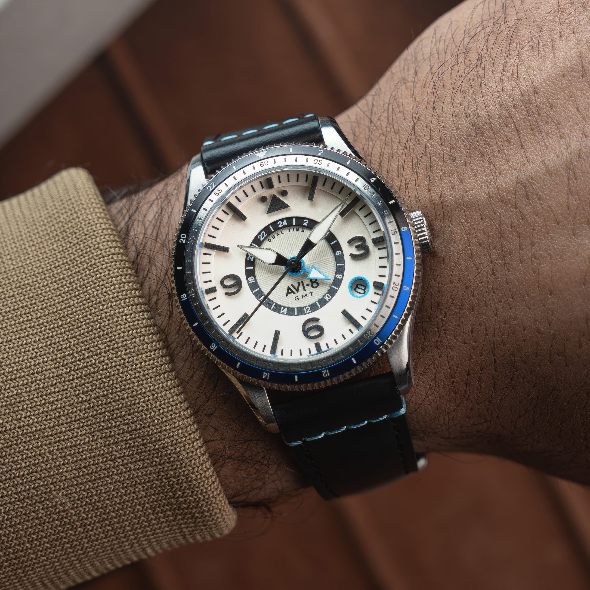 Flyboy Airmaster GMT Automatic | 40mm | Wing Silver