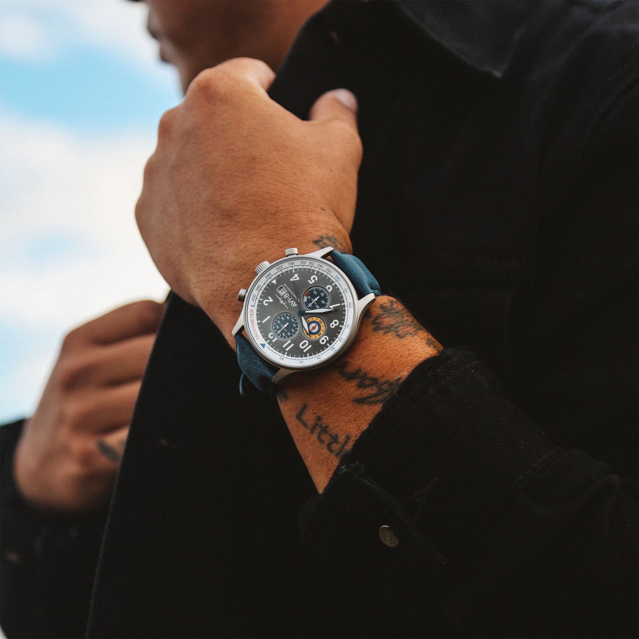 Hawker Hurricane Classic Chronograph | 43.5 mm | Pennant Blue