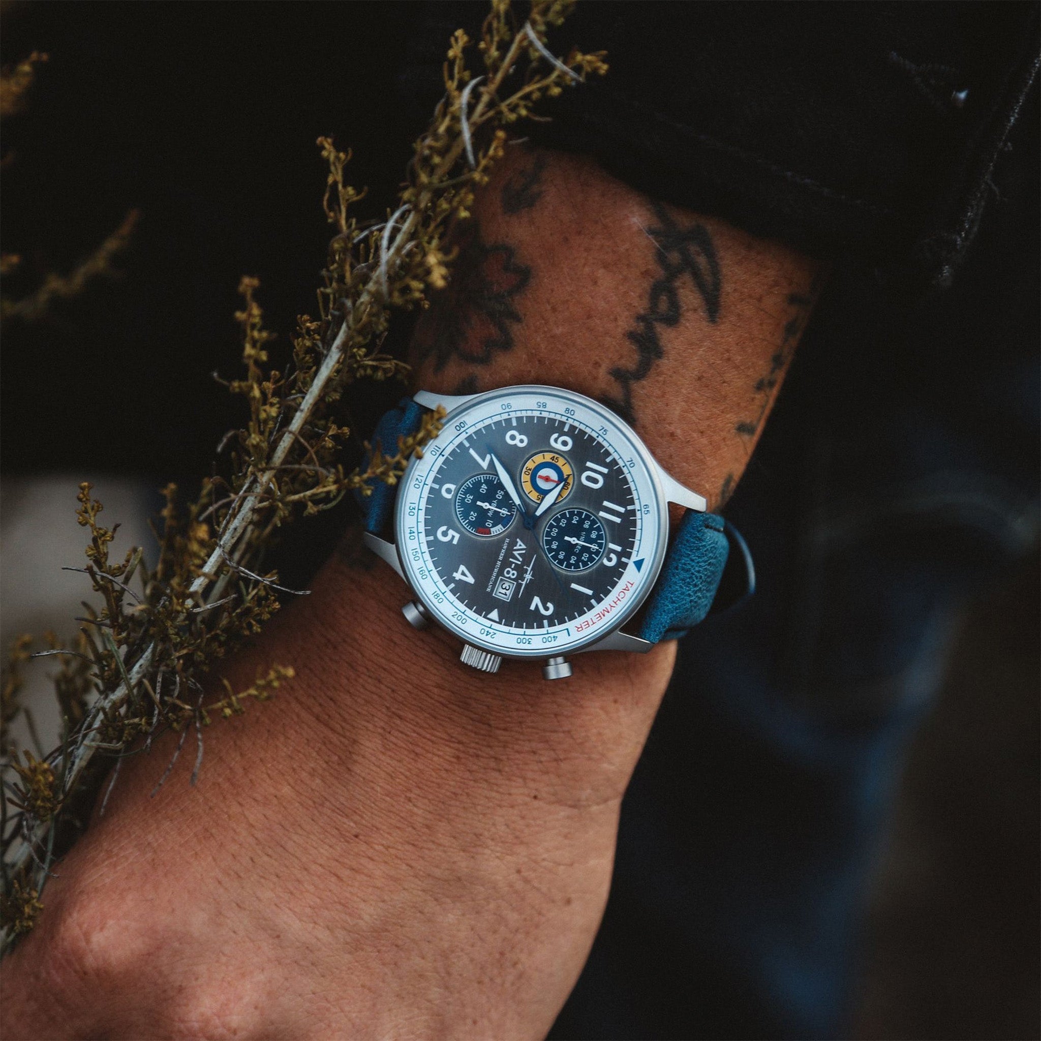 Hawker Hurricane Classic Chronograph | 43.5 mm | Pennant Blue