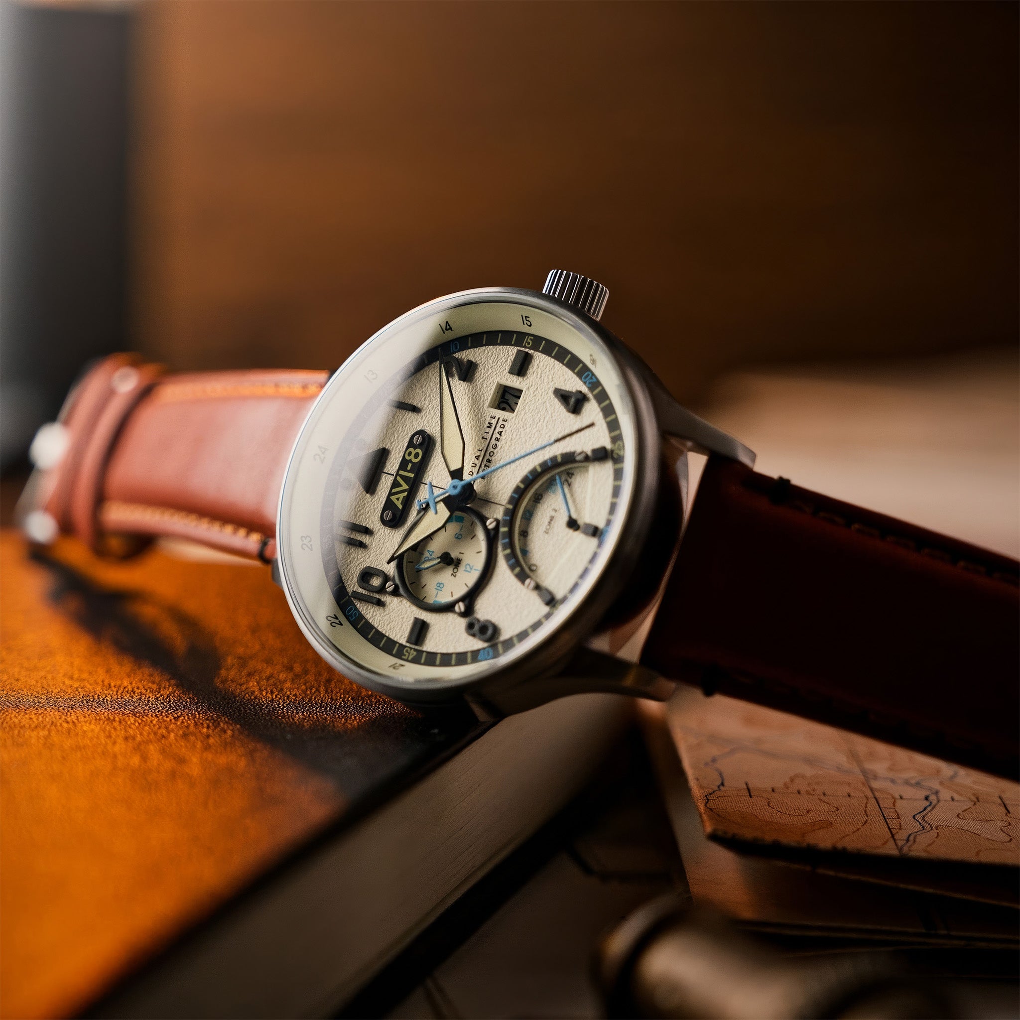 Hawker Hurricane McKellar Dual Time | 44mm | Brown Beige