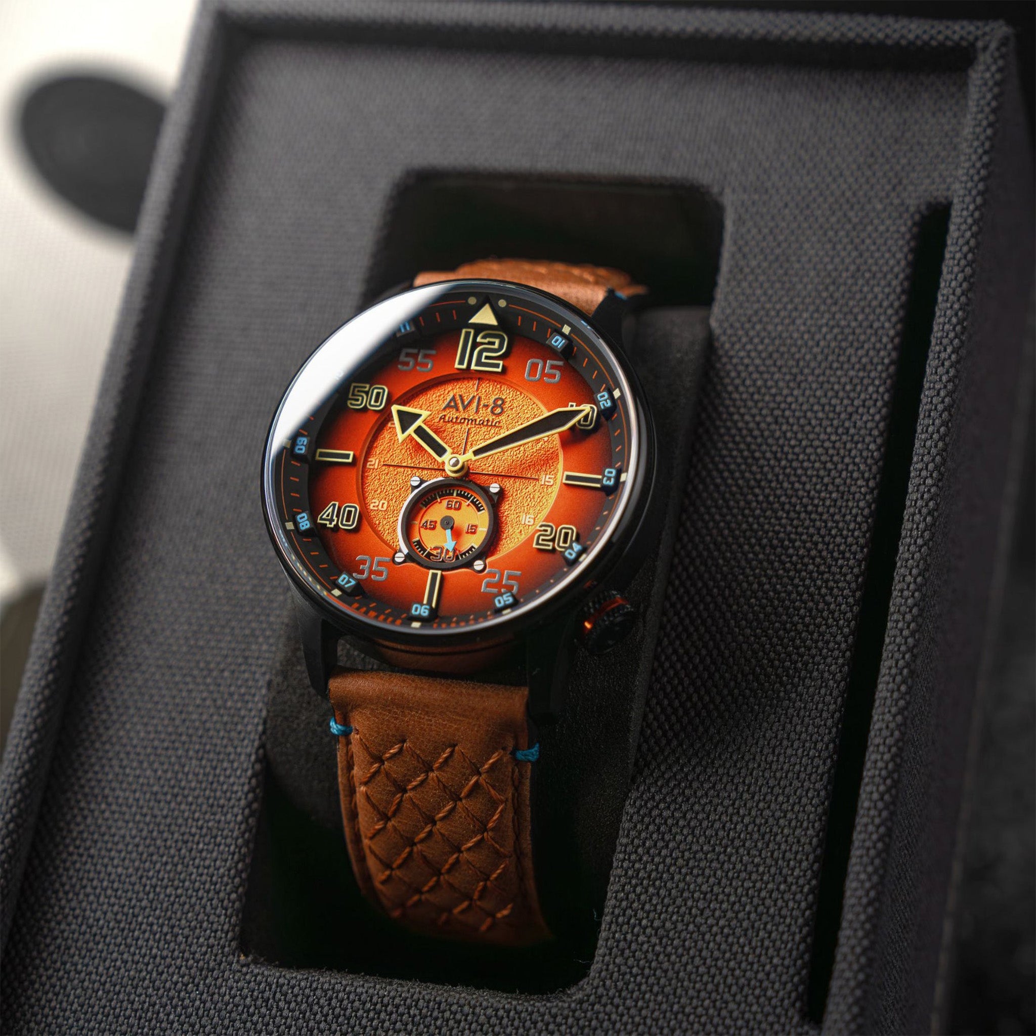 Hawker Typhoon Baldwin Automatic | 42 mm | Burnt Orange
