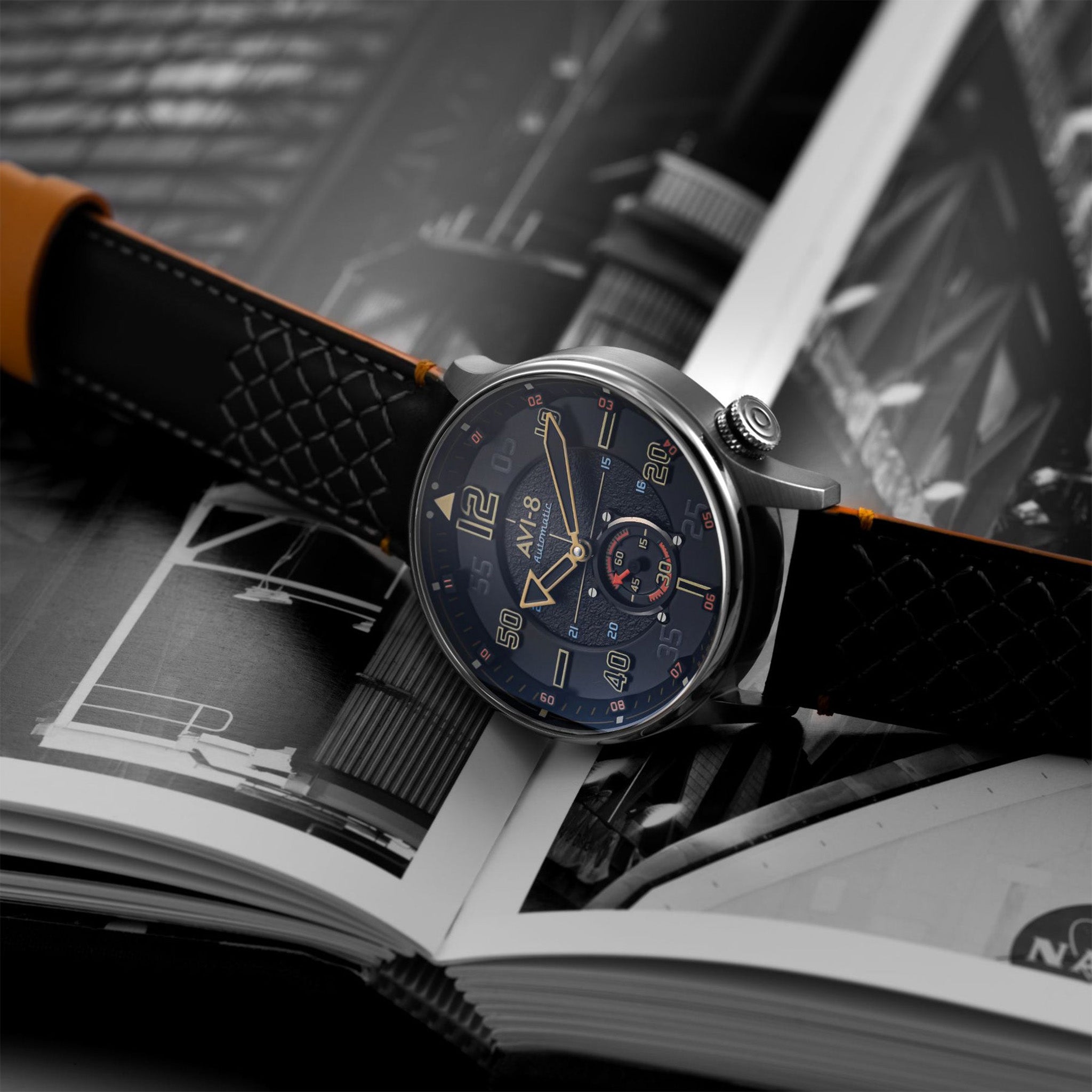 Hawker Typhoon Baldwin Automatic | 42 mm | Cool Black