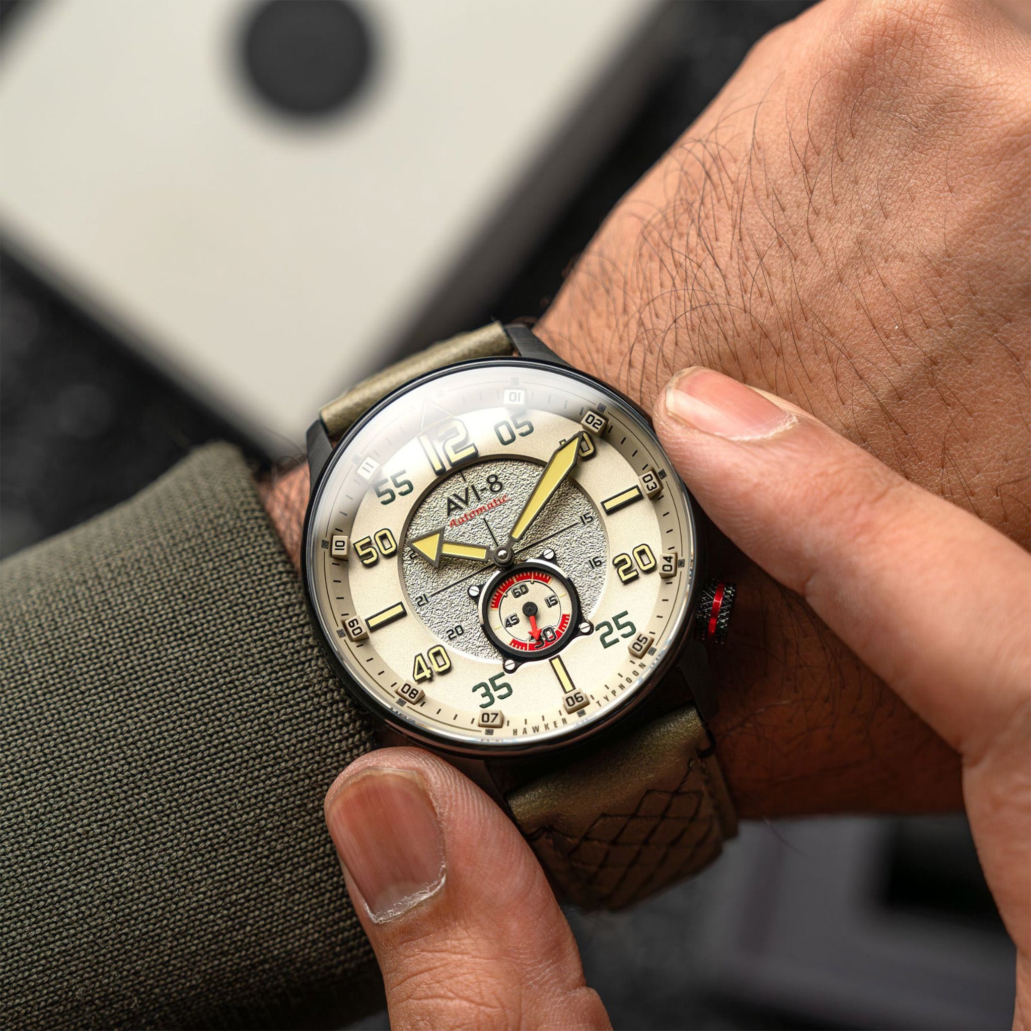 Hawker Typhoon Baldwin Automatic | 42 mm | Dark Khaki