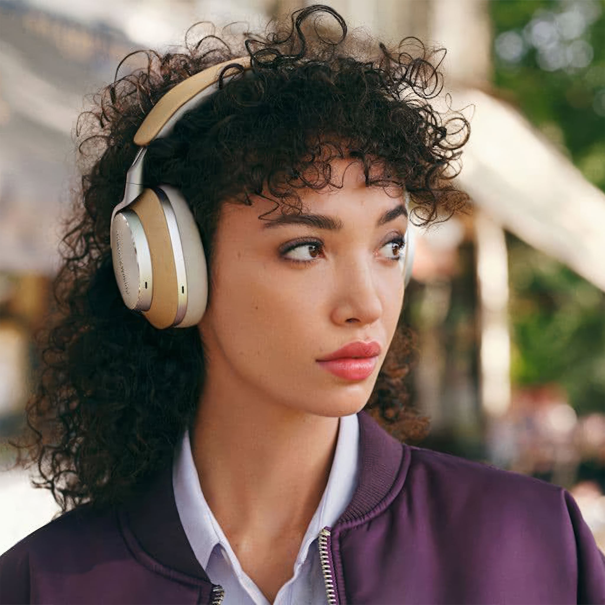 Bowers & Wilkins PX8 Tan | Zarif ve Güçlü Kablosuz Kulak Üstü Kulaklık