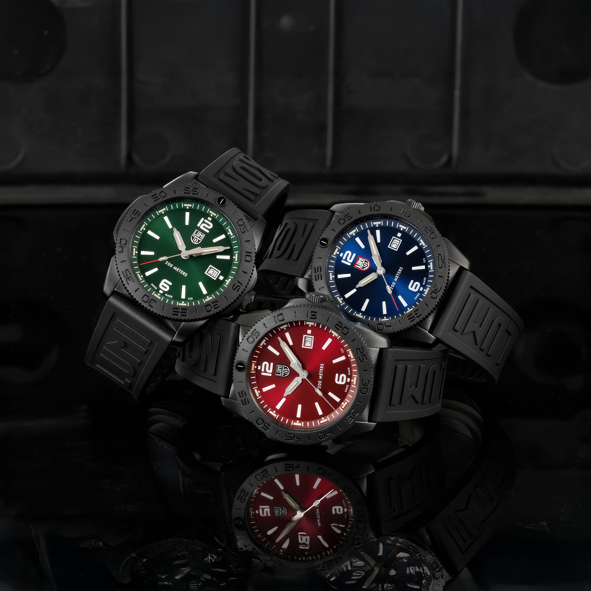 XS.3137.B Pacific Diver Dive Watch | 44 mm | Emerald Depths