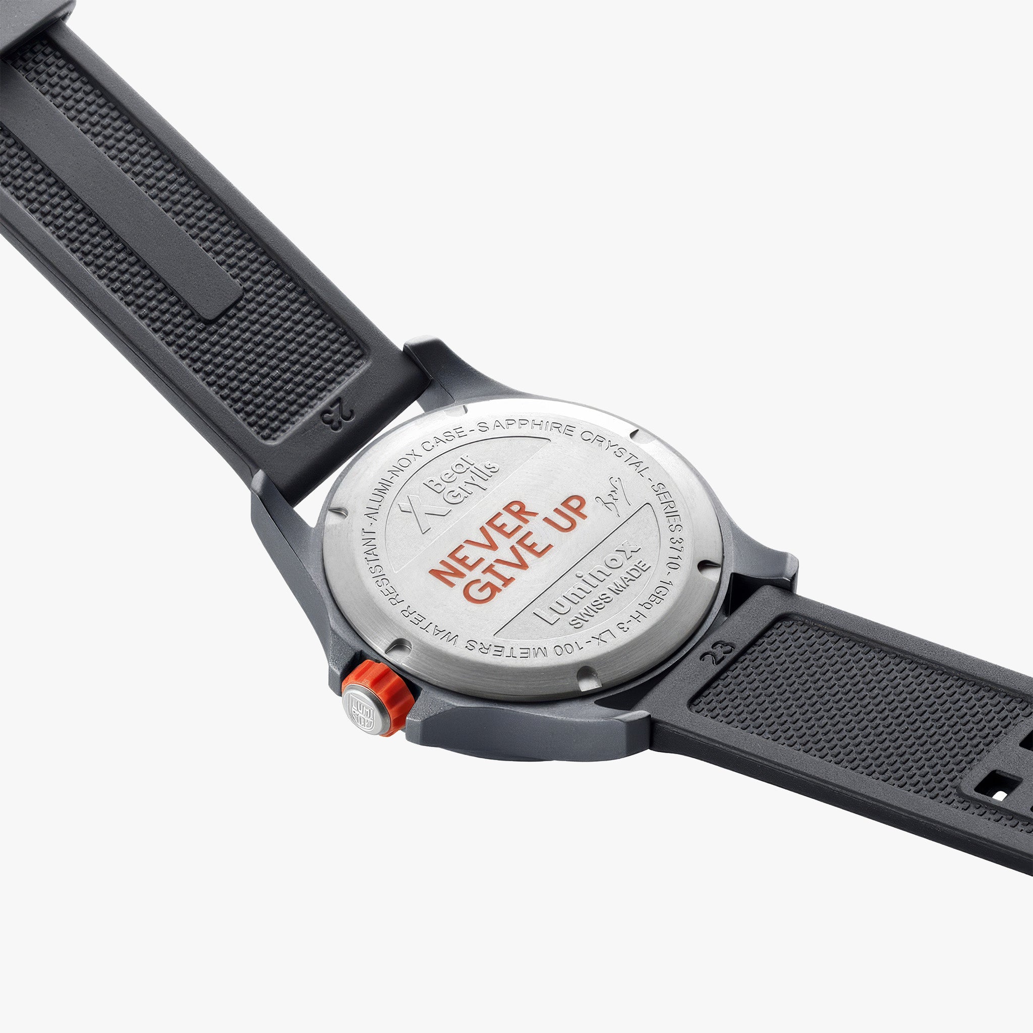 XB.3716 Bear Grylls Survival Land 3710 Series Outdoor Watch | 43 mm