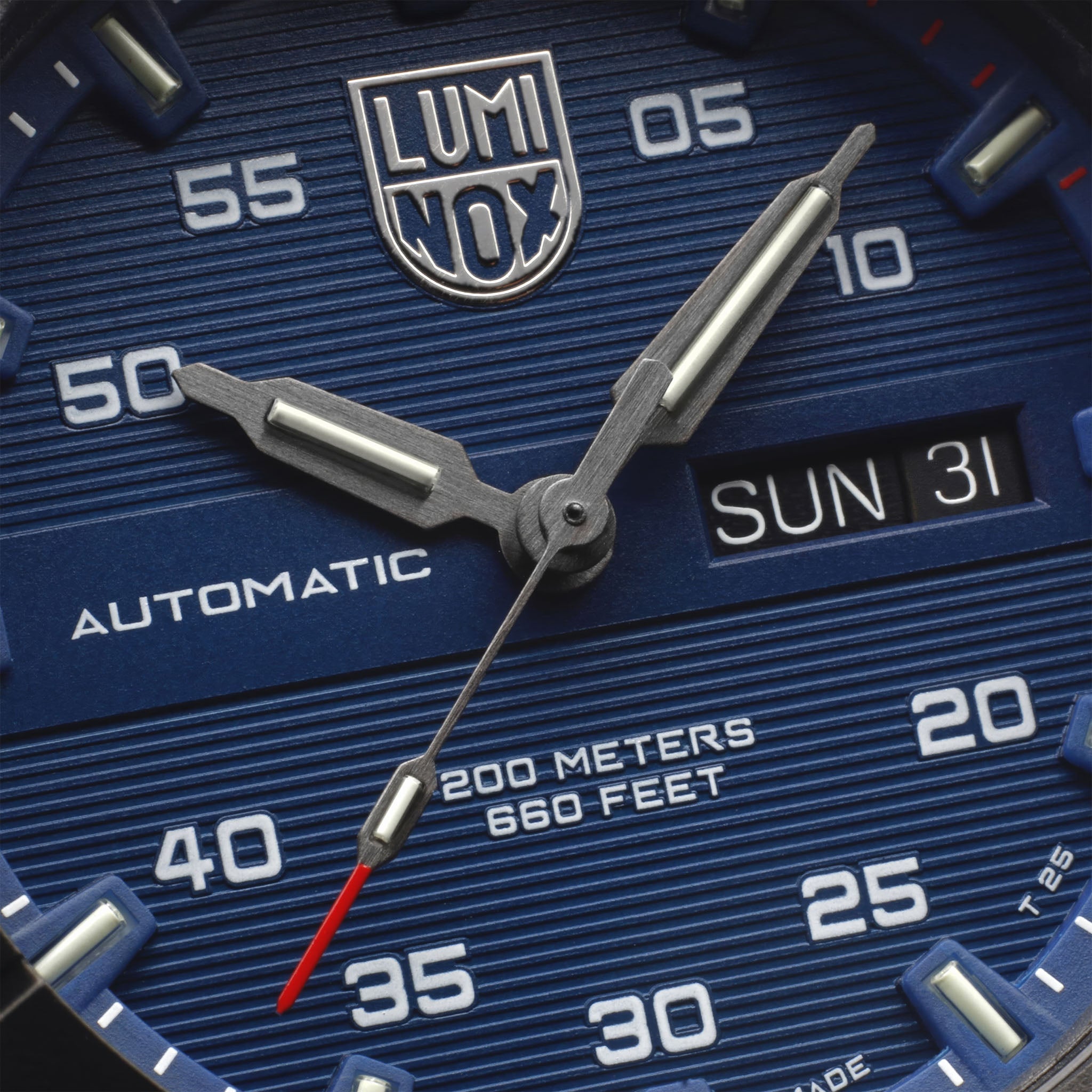 XS.3863 Master Carbon Seal Automatic Dive Watch | Navy