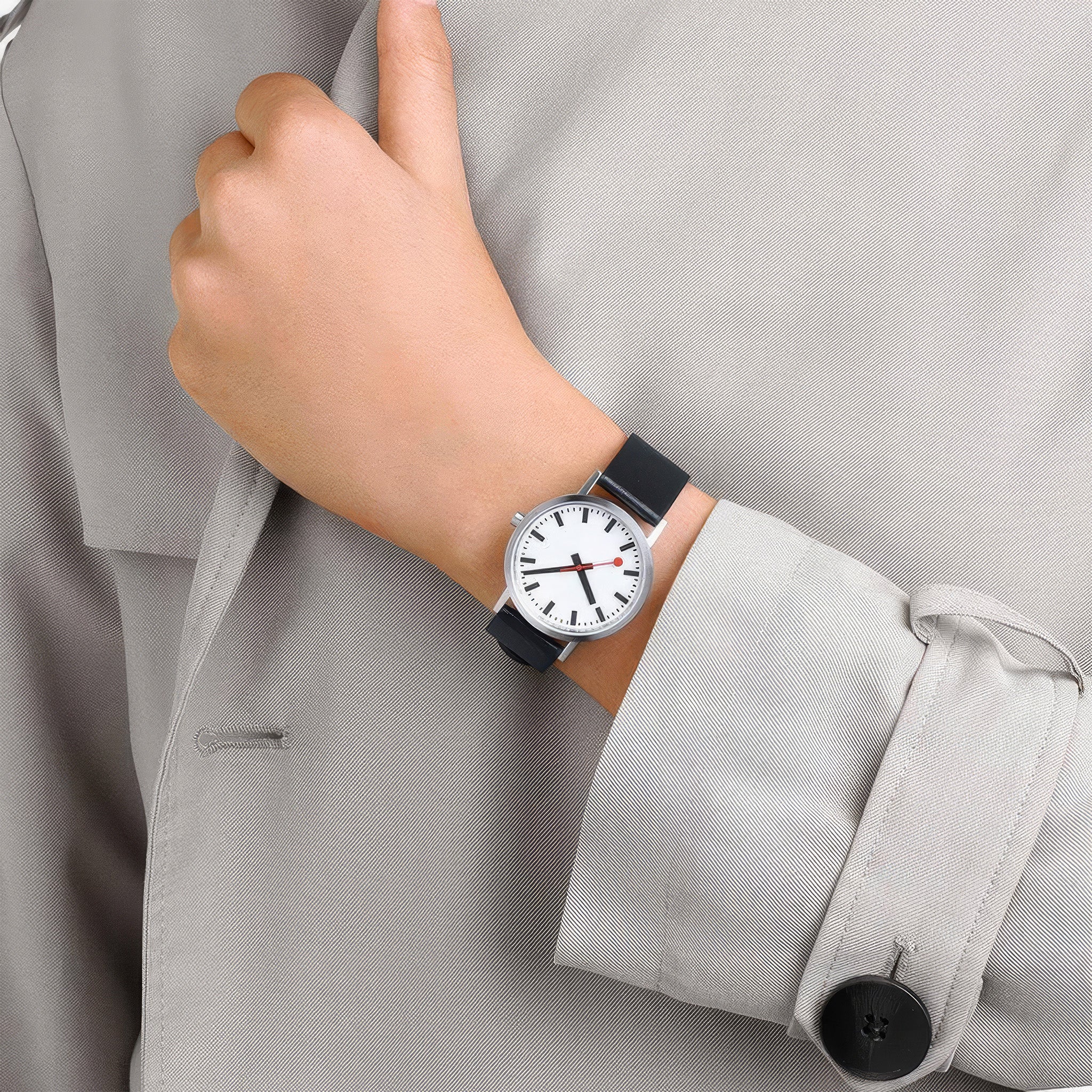 Classic | 36 mm | Black Vegan Grape Leather