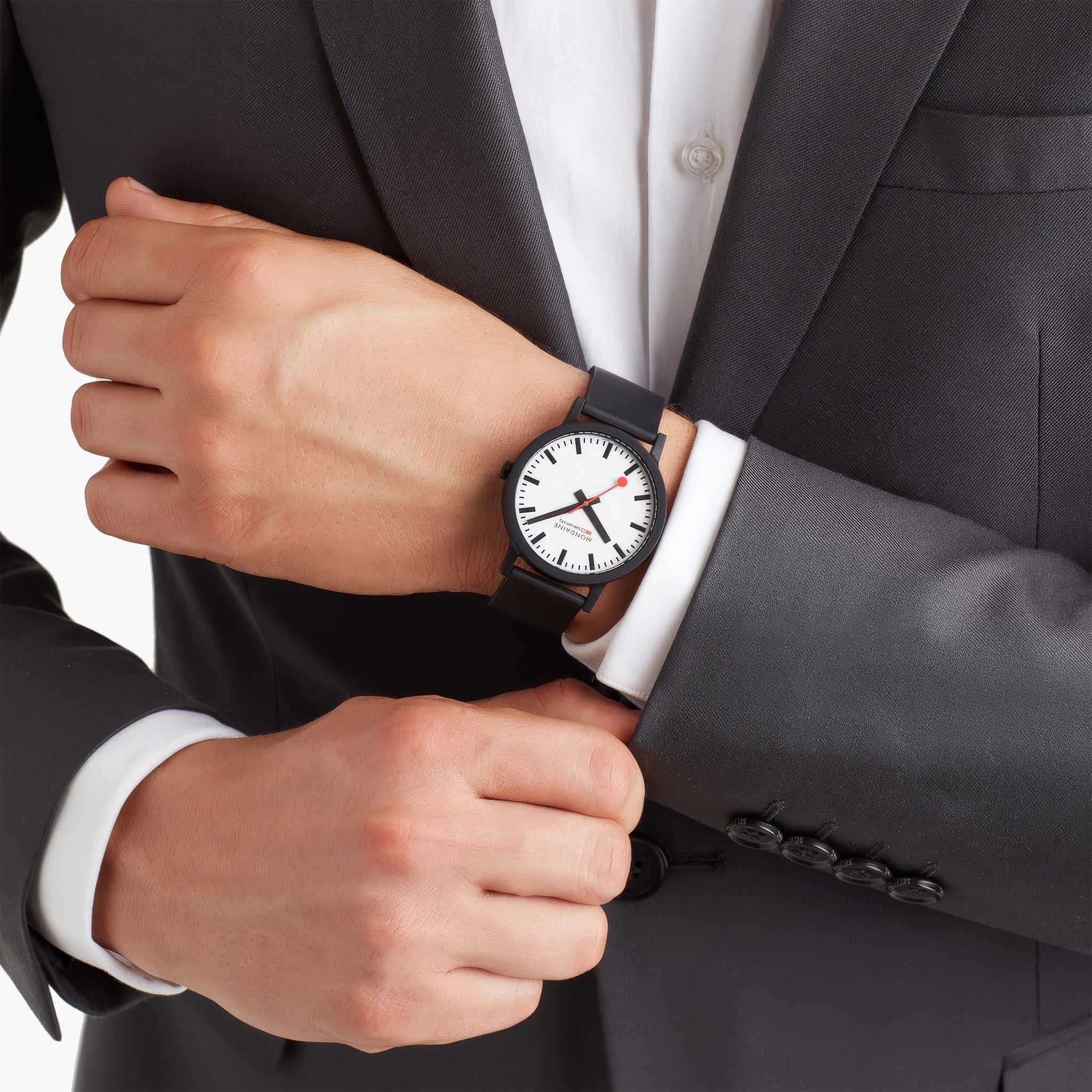 Essence | 41 mm | Black