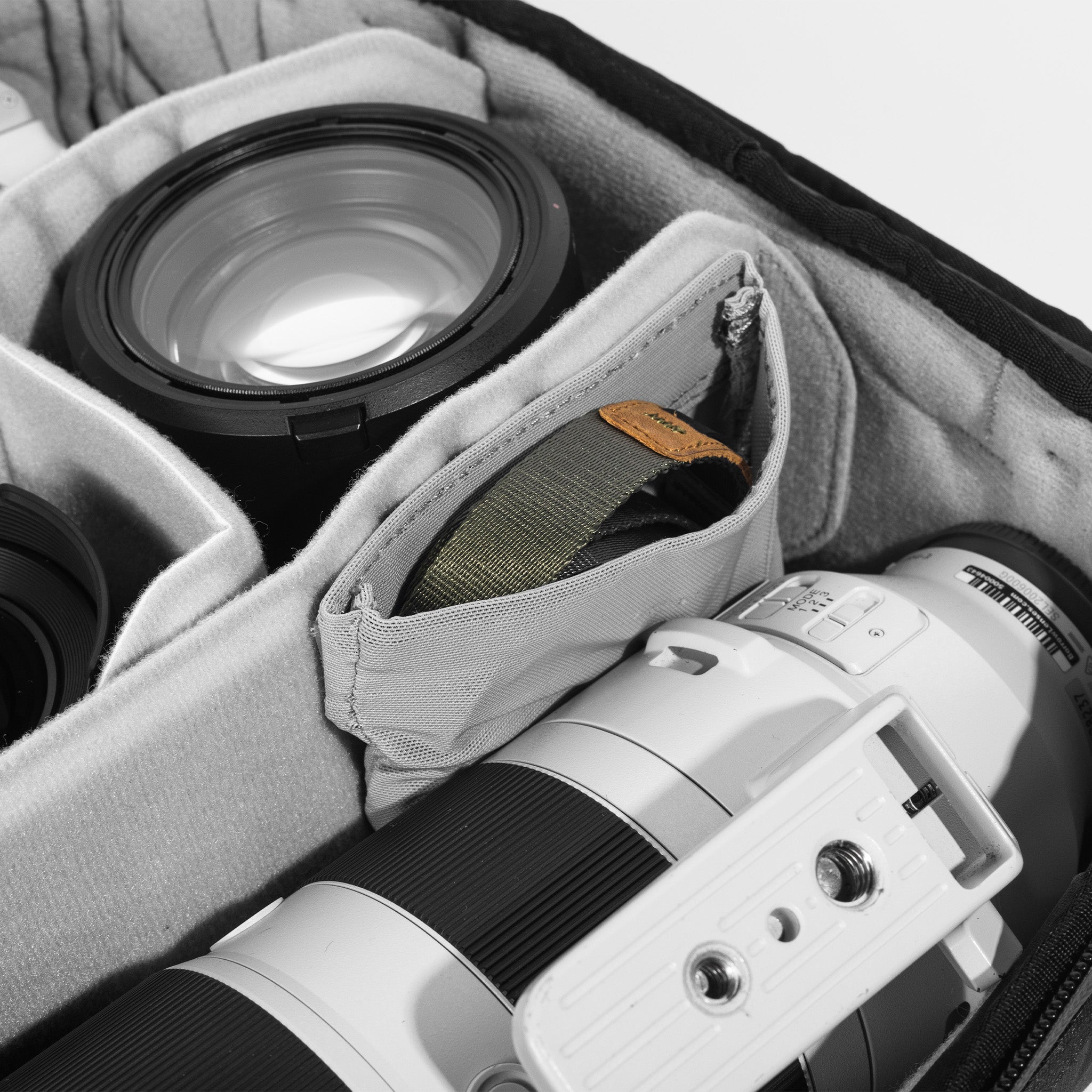 Camera Cube v2 – Large | Organizer
