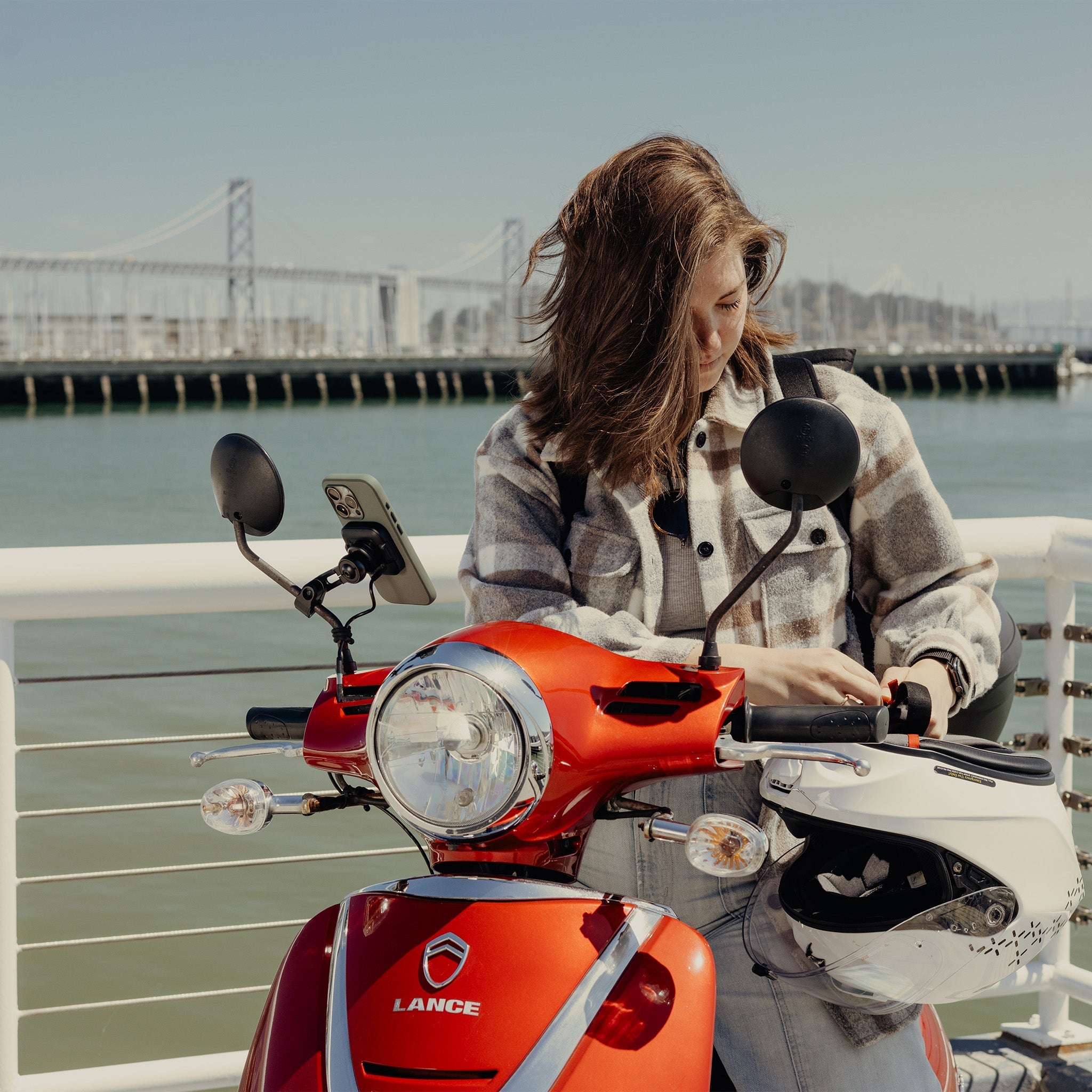 Motorcycle Mirror Mount - Charging (Locking, Qi2) | Telefon Tutucu