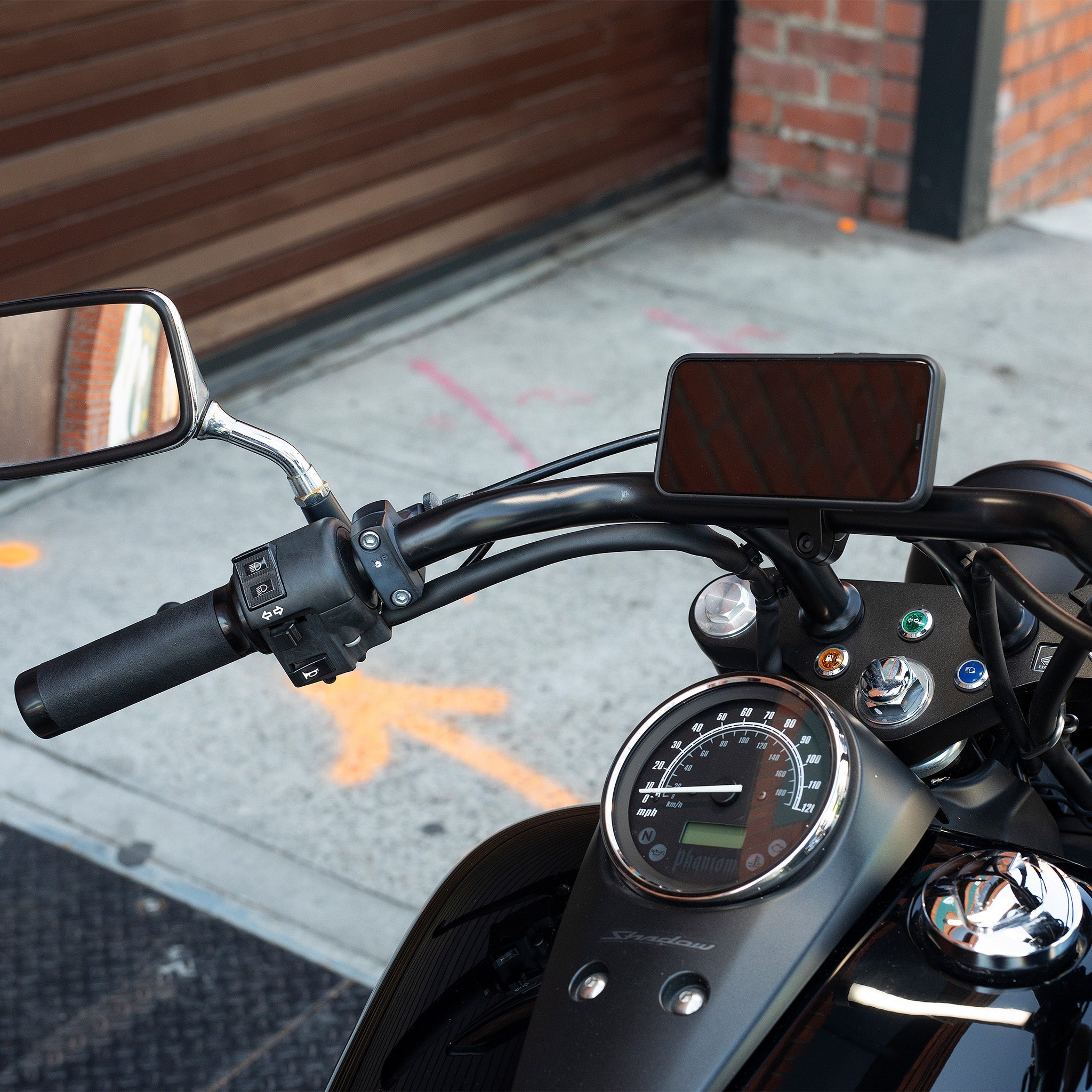 Motorcycle Bar Mount - Charging (Locking, Qi2) | Telefon Tutucu