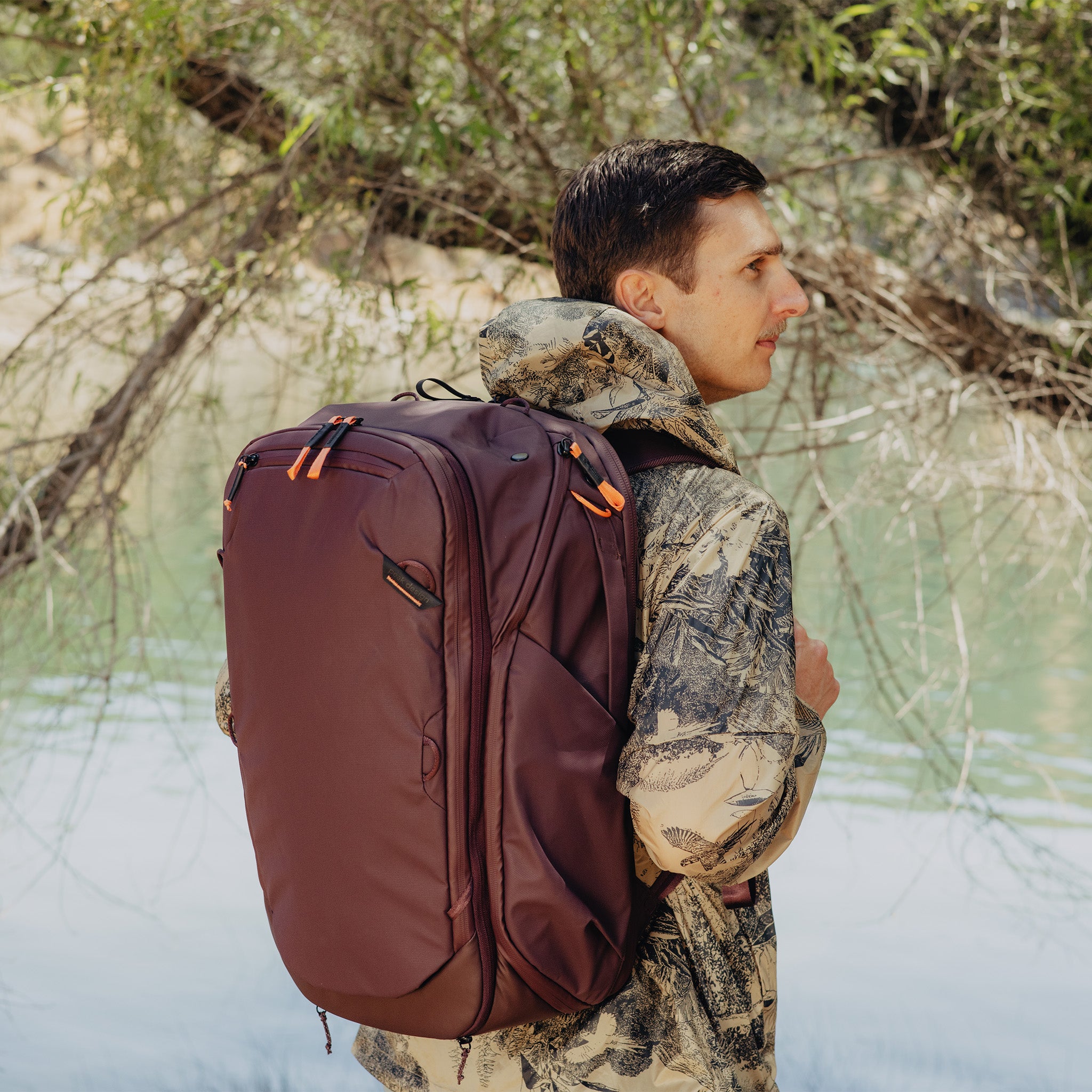 Peak Design Travel Backpack 45L Eclipse – Genişleyebilen Yapı