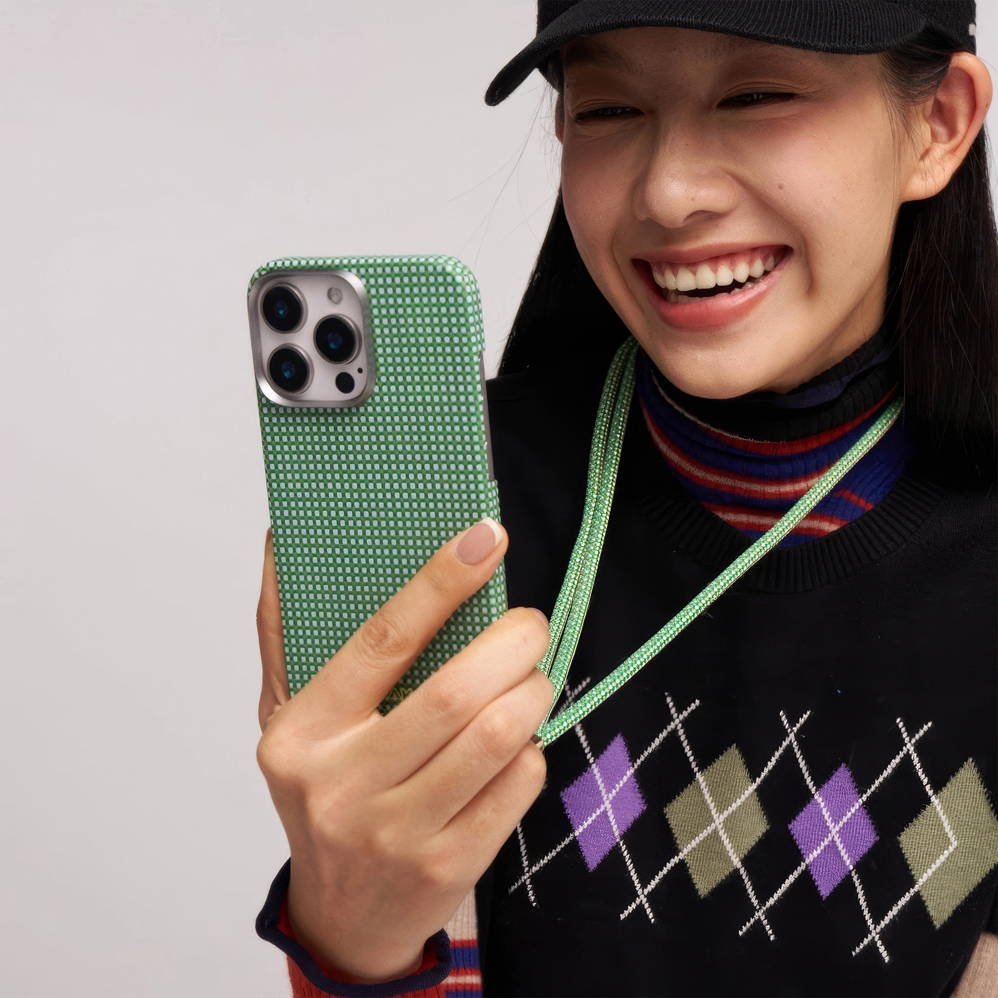 iPhone 15 Pro Max Edge Case | Forest Green