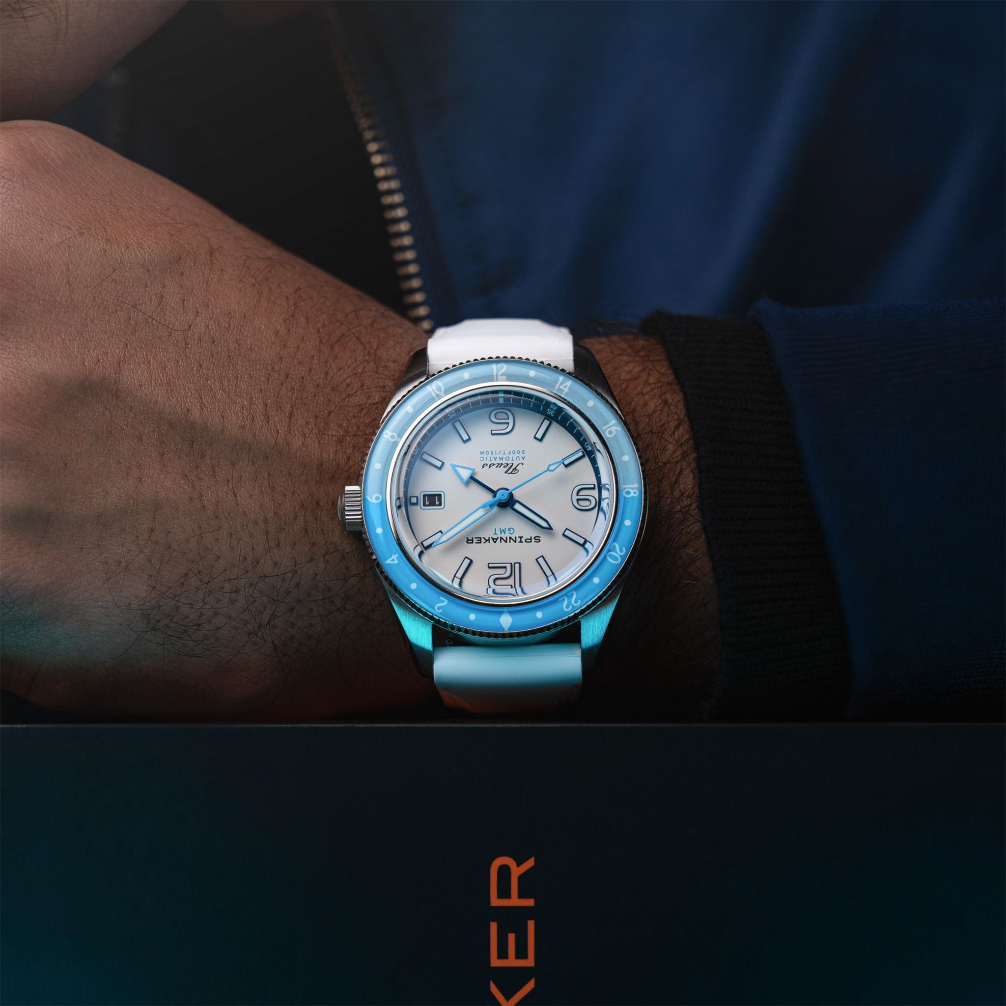 Fleuss GMT Automatic | 43 mm | Moon White
